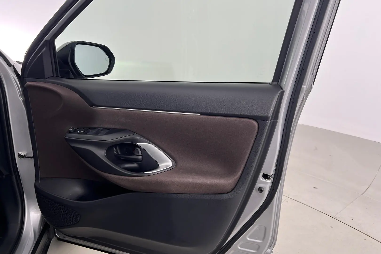 2022 Toyota Yaris Cross Gallery Image 24