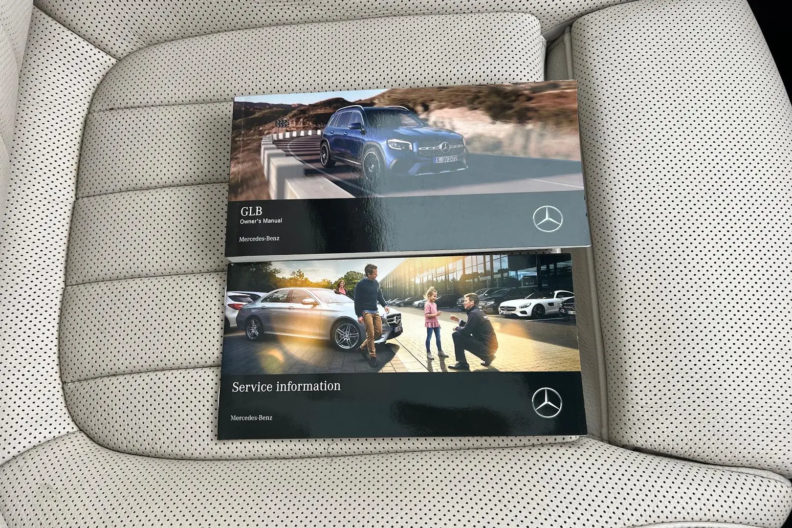 2021 Mercedes-Benz GLB-Class Gallery Image 6