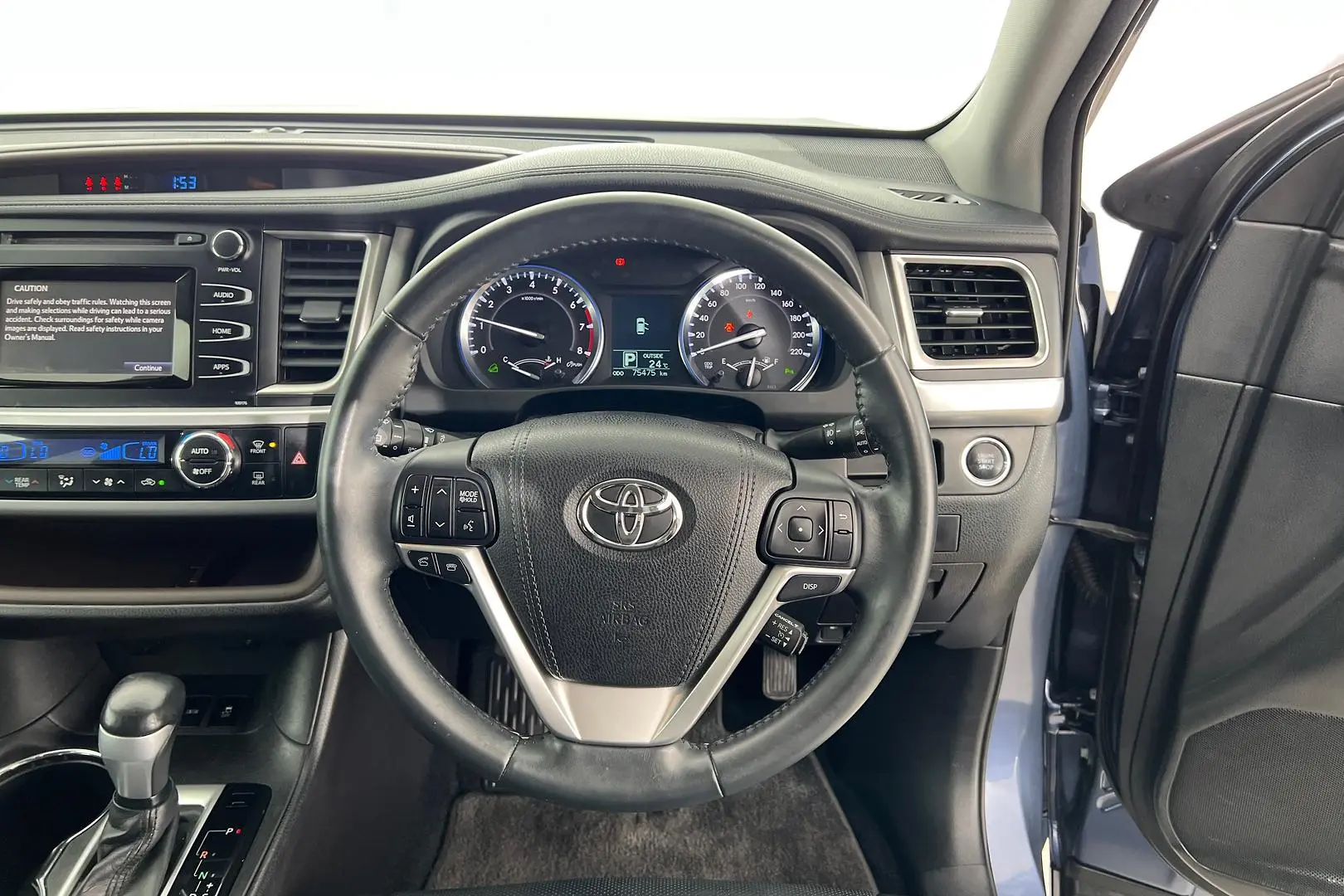 2015 Toyota Kluger Gallery Image 13