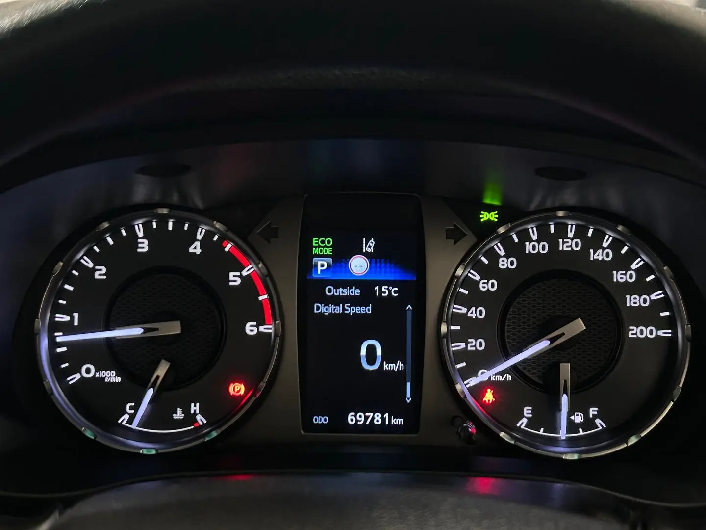 2020 Toyota Hilux Gallery Image 20