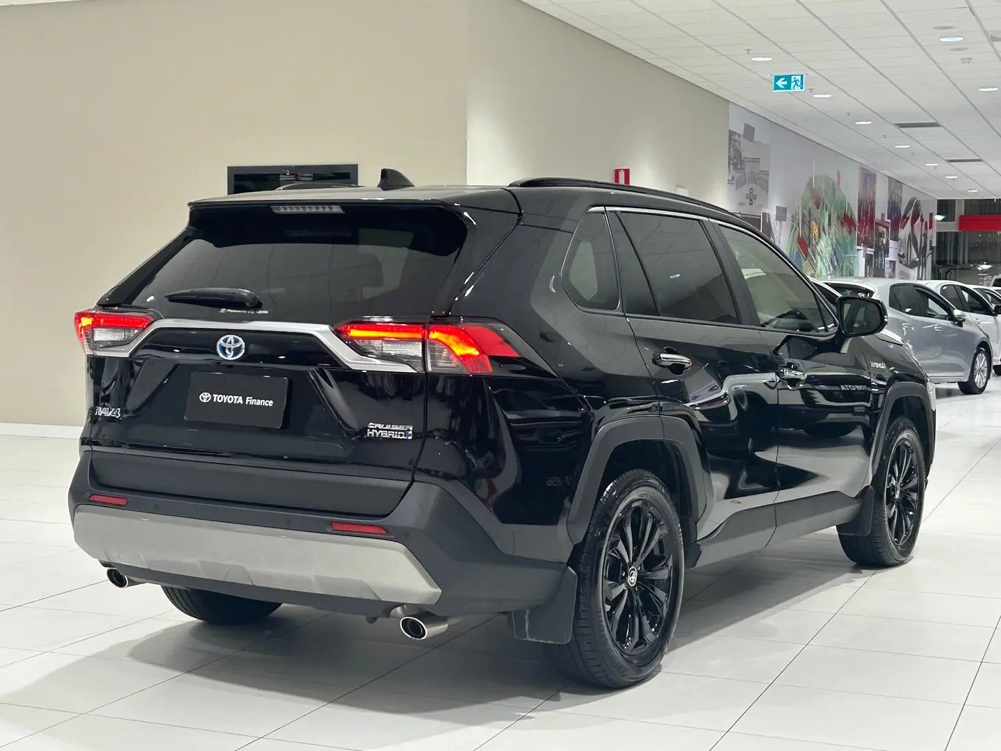 2024 Toyota RAV4 Gallery Image 8