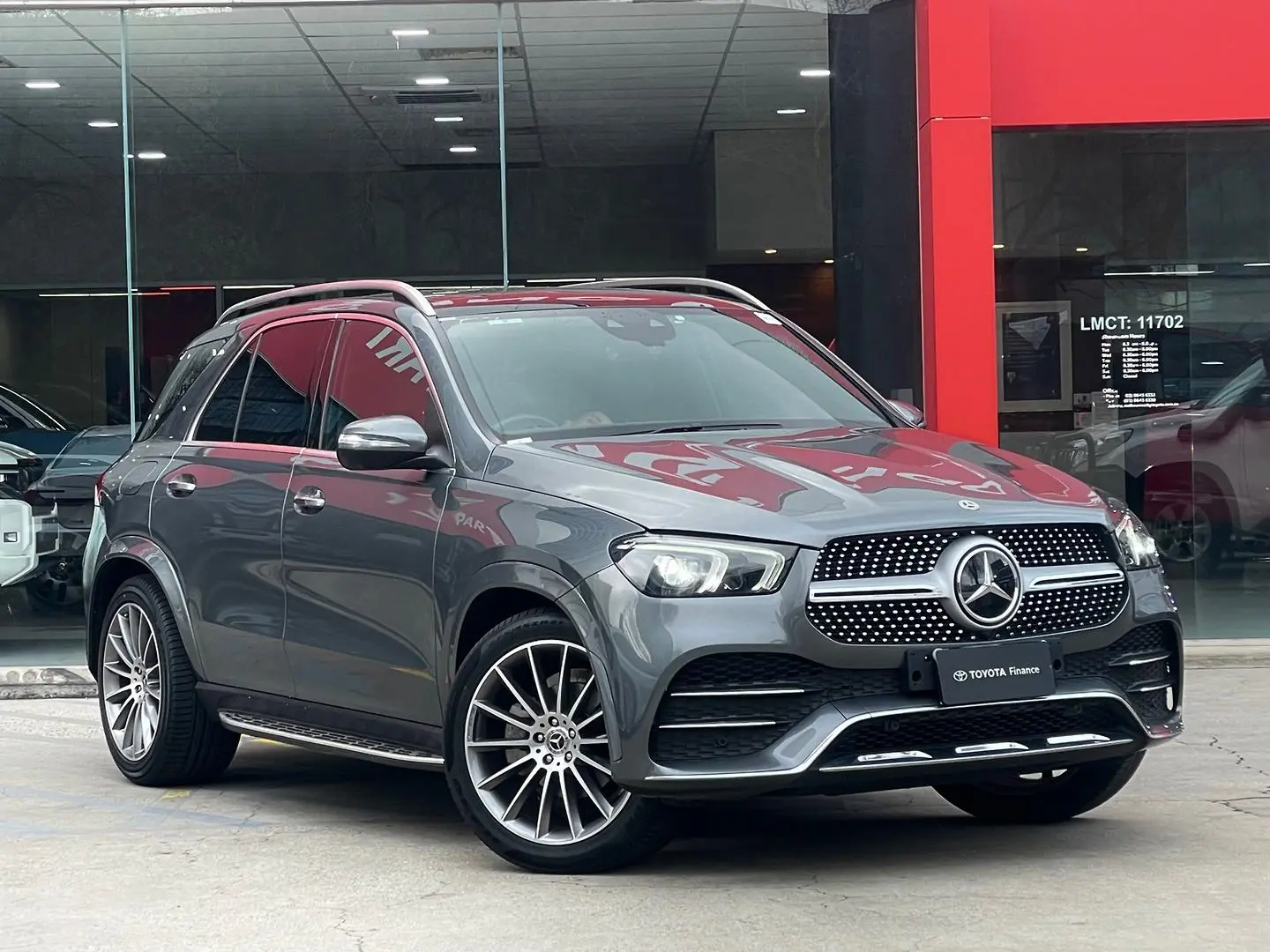 2022 Mercedes-Benz GLE-Class Gallery Image 1