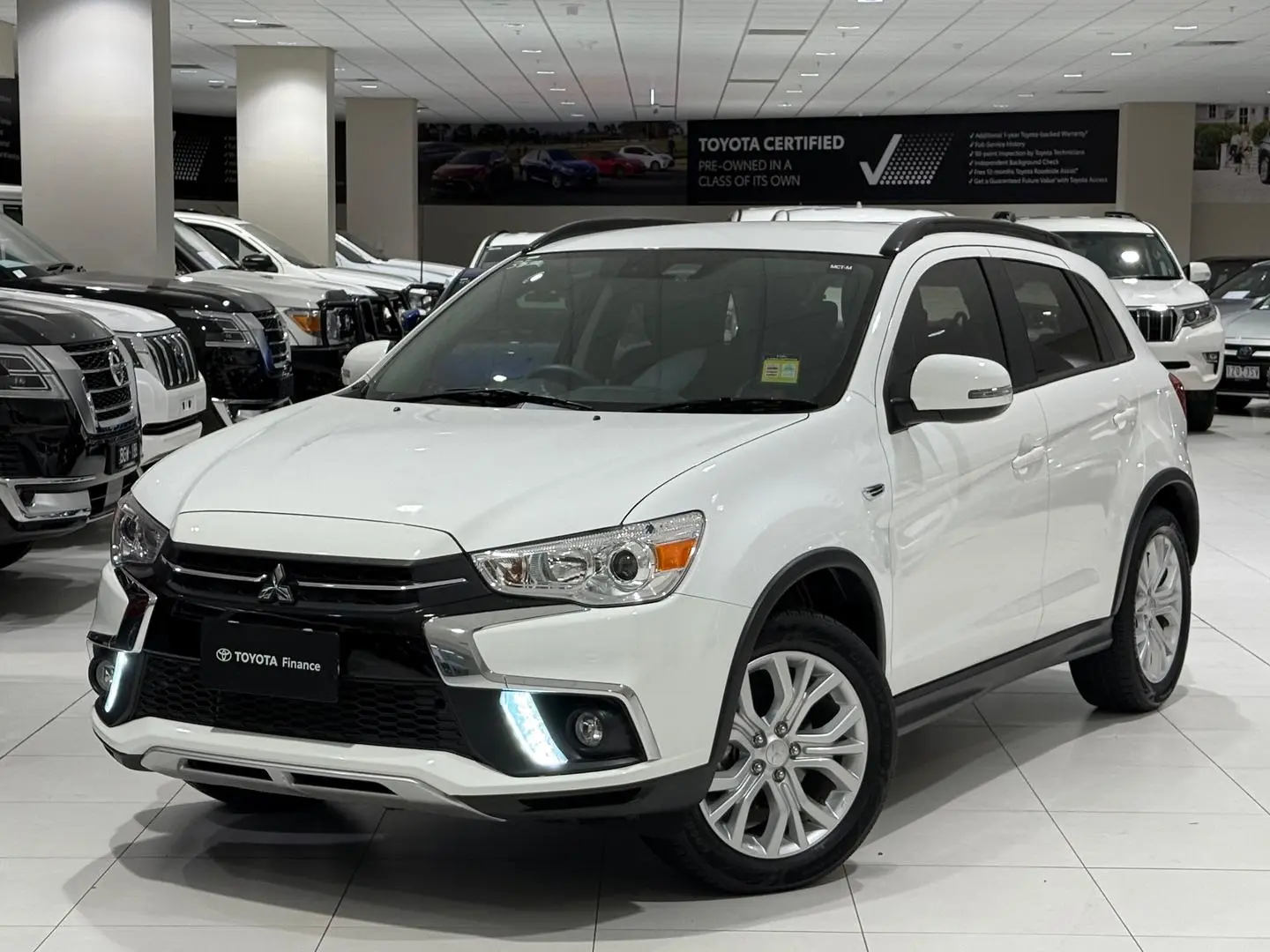 2018 Mitsubishi Asx Gallery Image 5