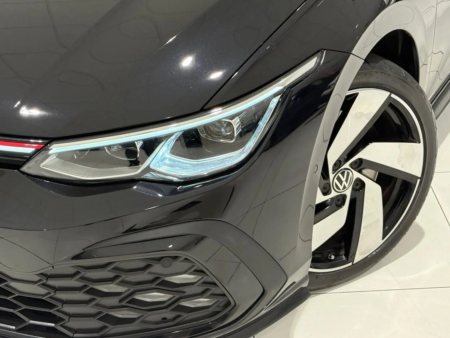 2022 Volkswagen Golf Gallery Image 11