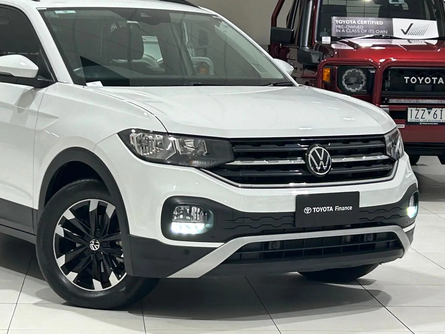 2021 Volkswagen T-Cross Image 3