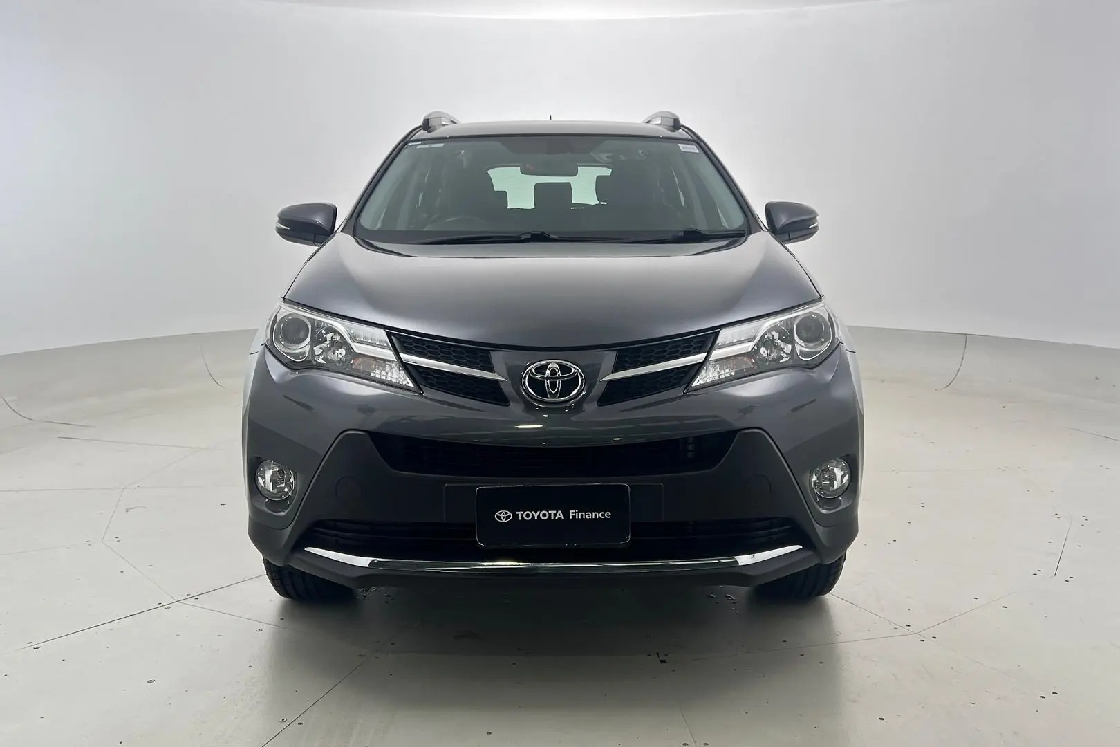 2015 Toyota RAV4 Gallery Image 6