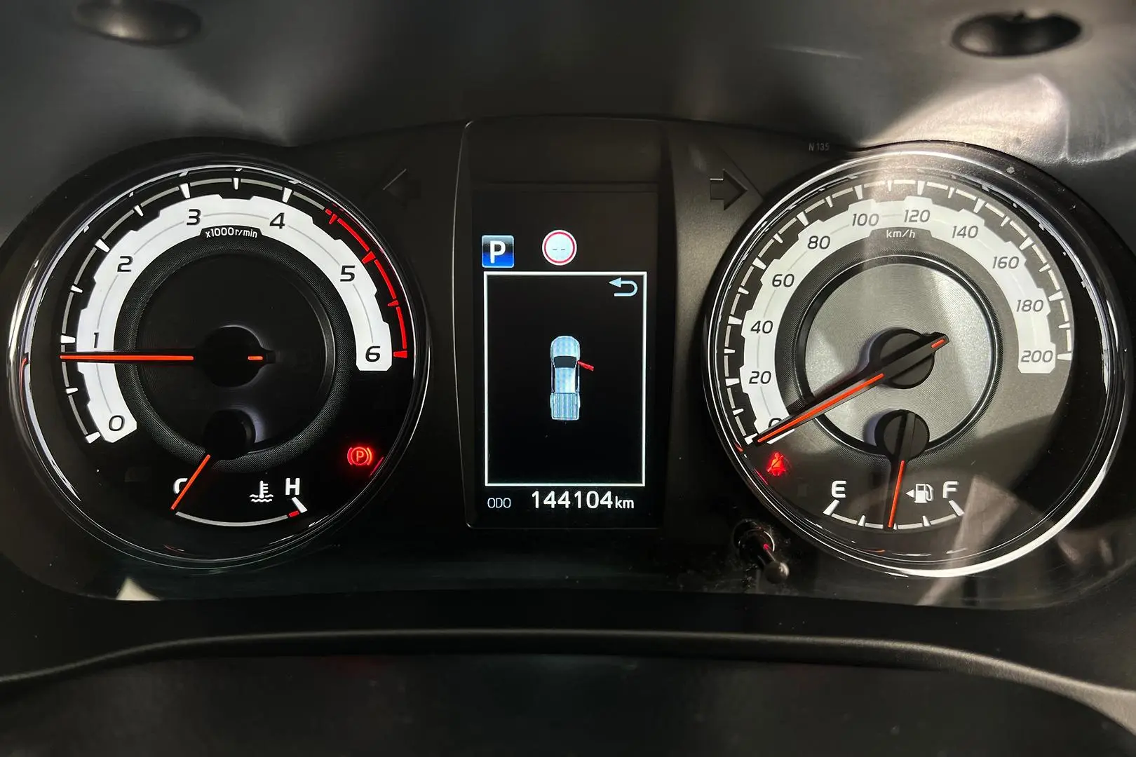 2019 Toyota Hilux Gallery Image 18