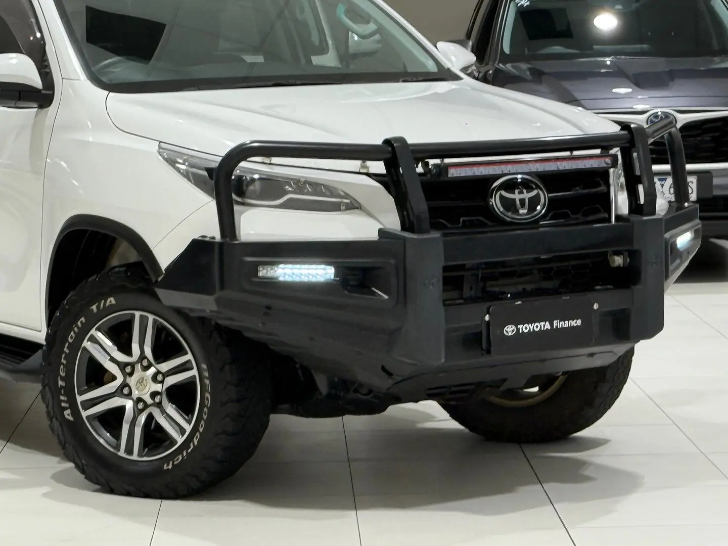 2021 Toyota Fortuner Gallery Image 3