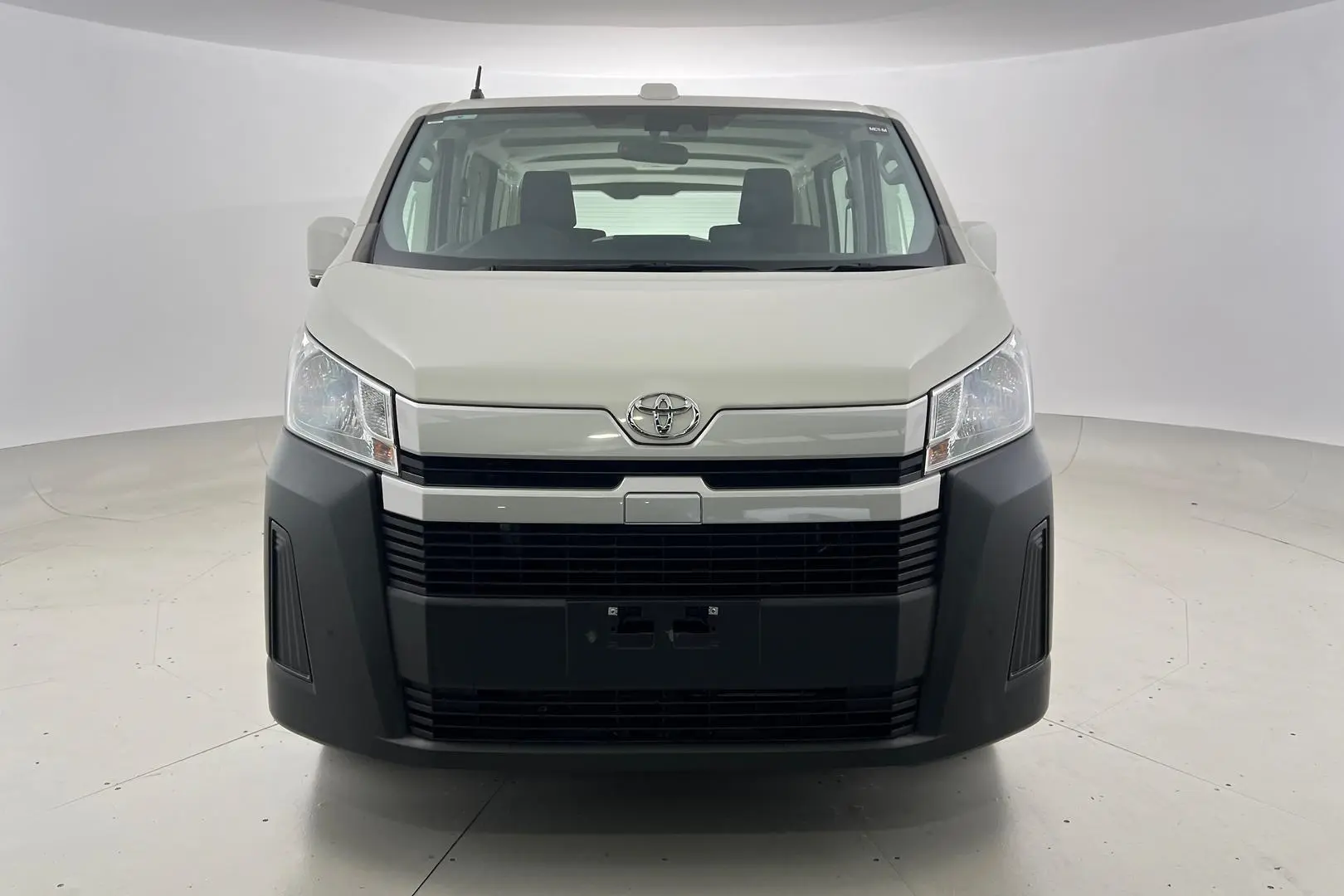 2022 Toyota Hiace Gallery Image 3