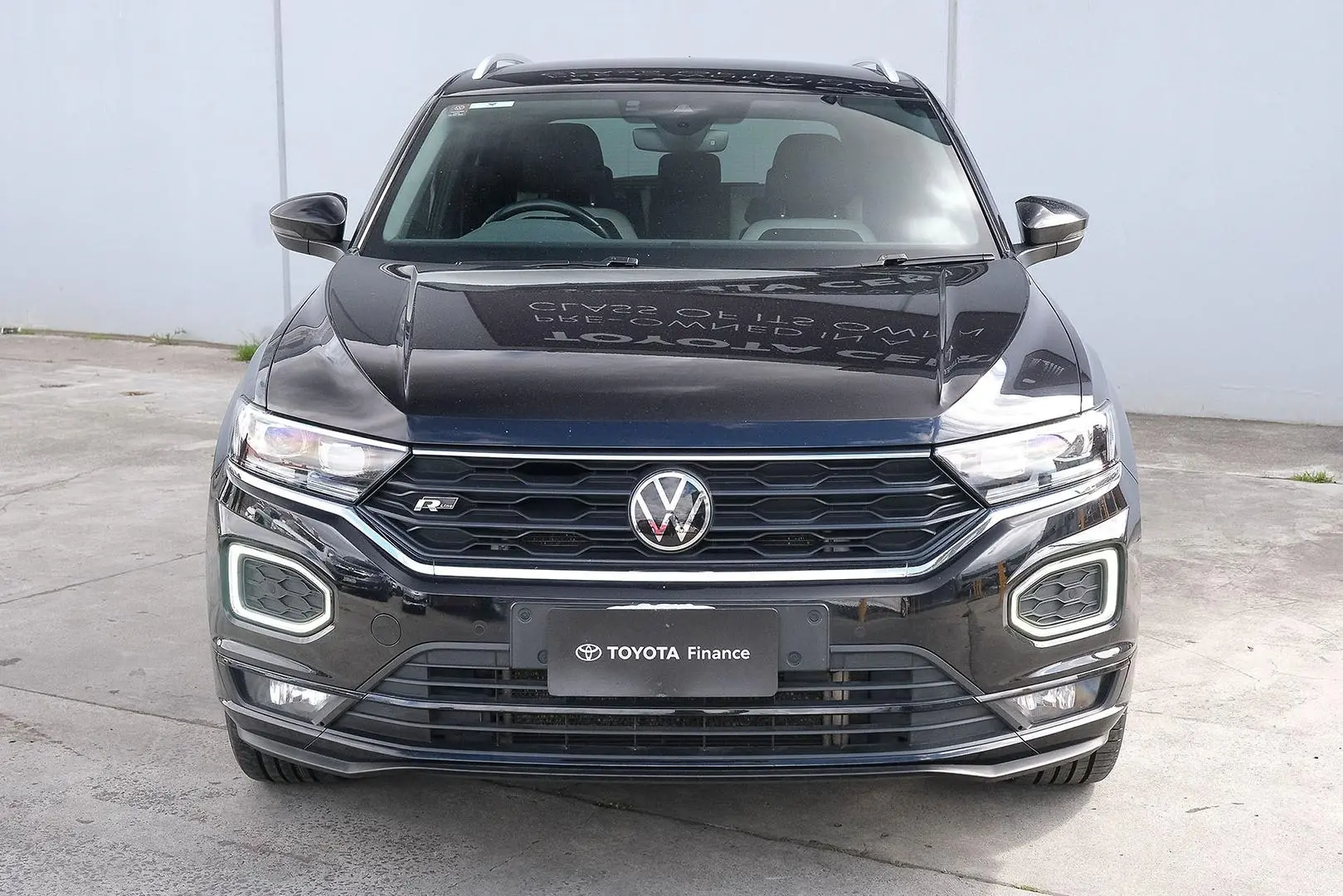 2021 Volkswagen T-Roc Gallery Image 3