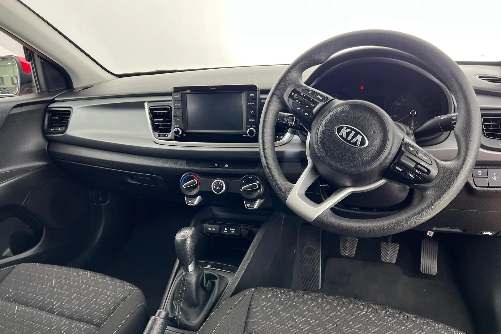 2019 Kia Rio Gallery Image 13