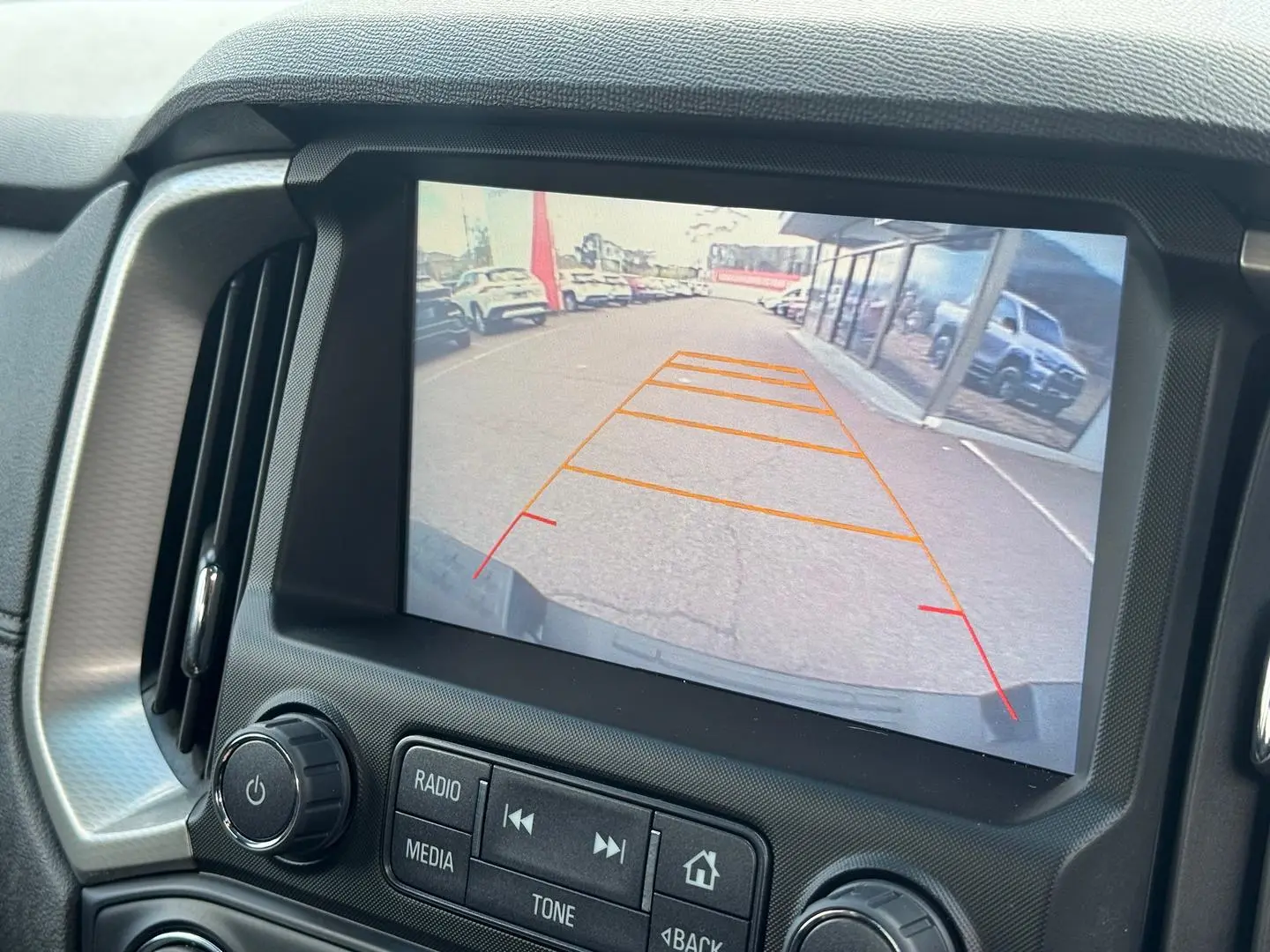 2017 Holden Colorado Gallery Image 18