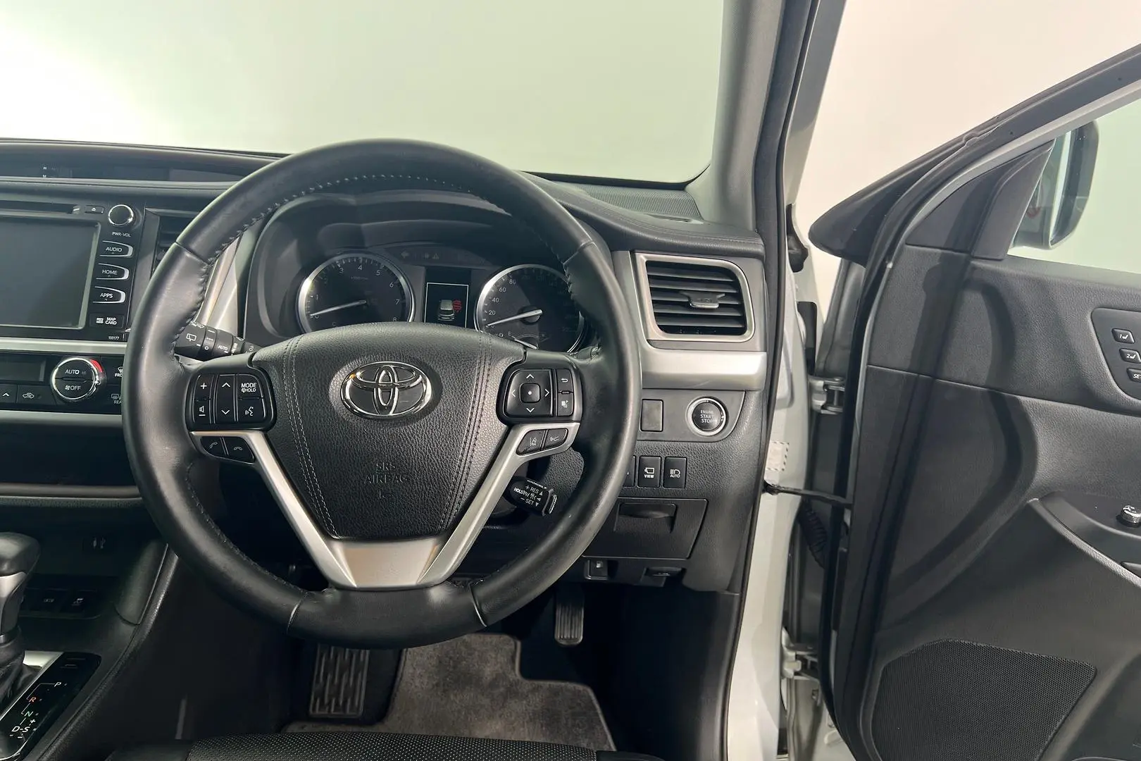 2018 Toyota Kluger Gallery Image 18