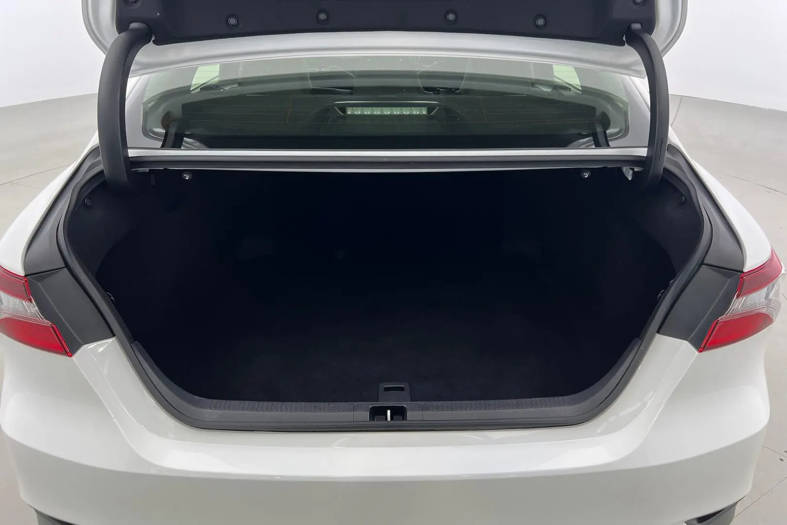 2024 Toyota Camry Gallery Image 24