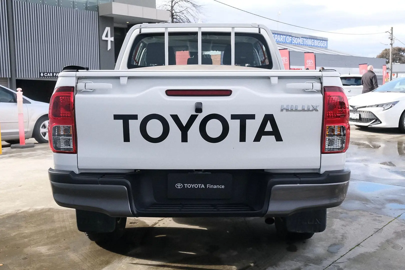 2023 Toyota Hilux Gallery Image 4