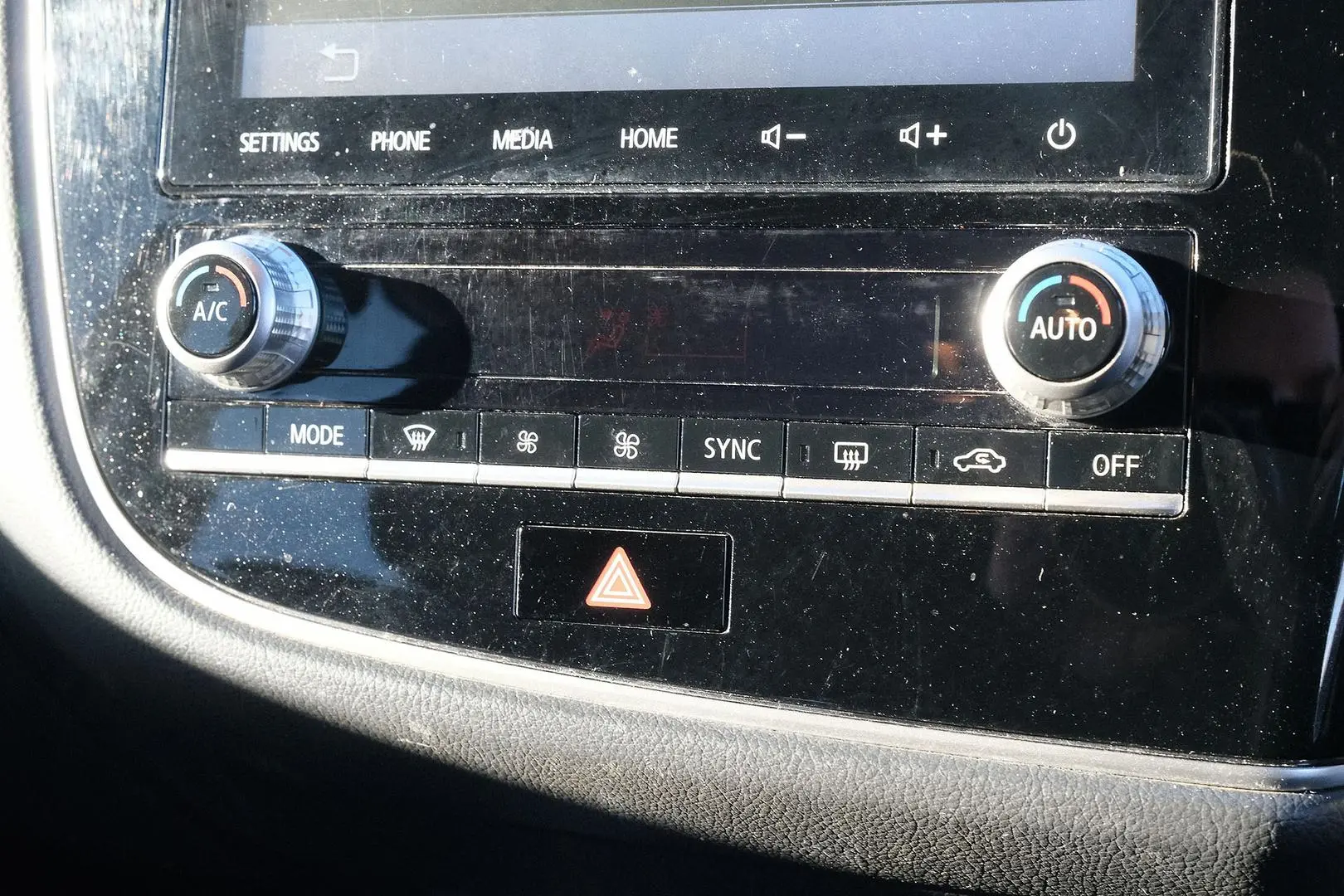 2021 Mitsubishi Outlander Gallery Image 20