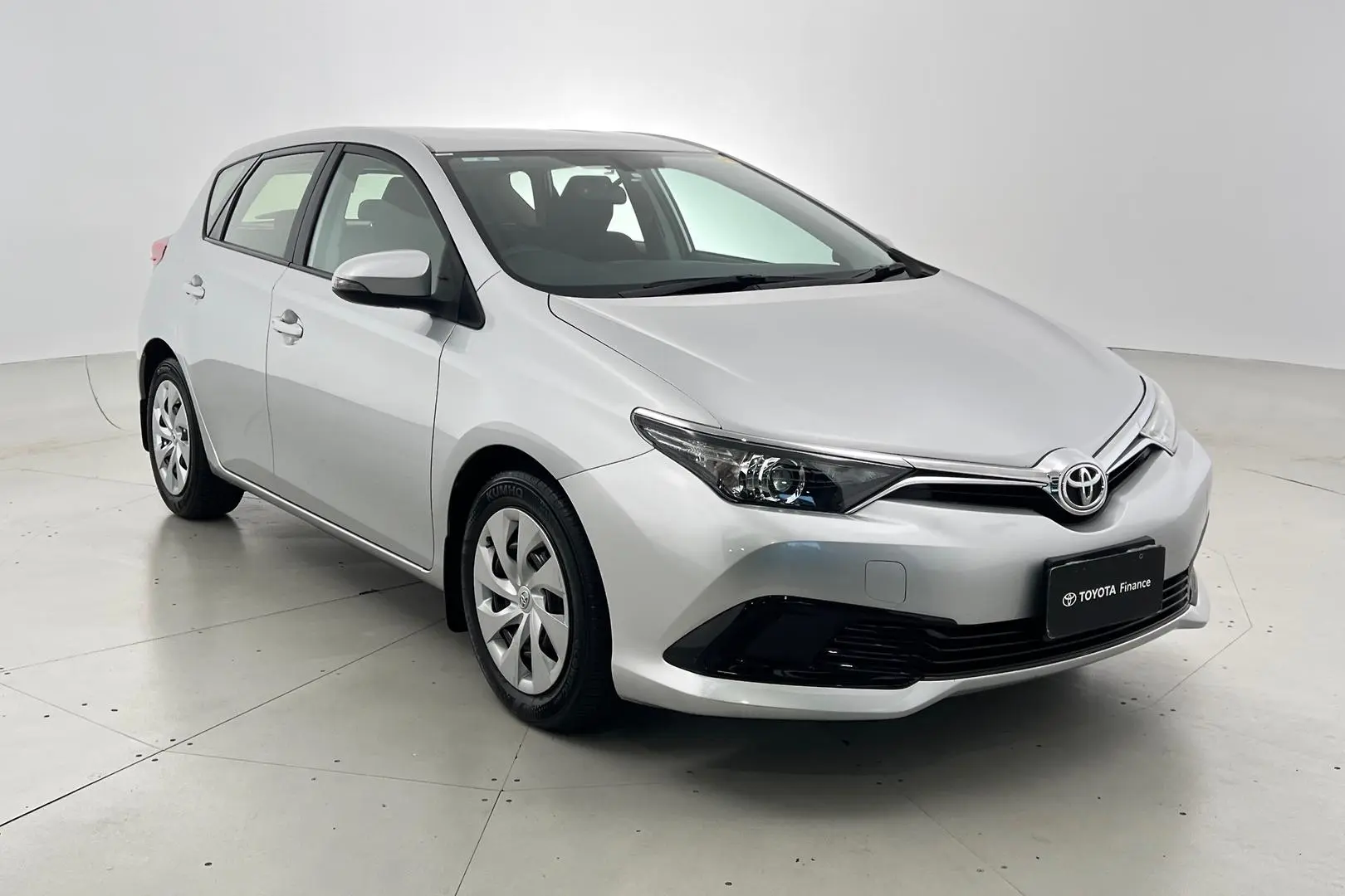 2016 Toyota Corolla Gallery Image 1