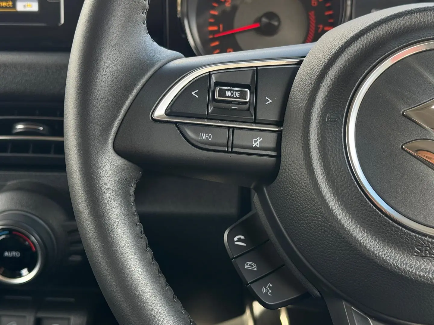 2023 Suzuki Jimny Gallery Image 20