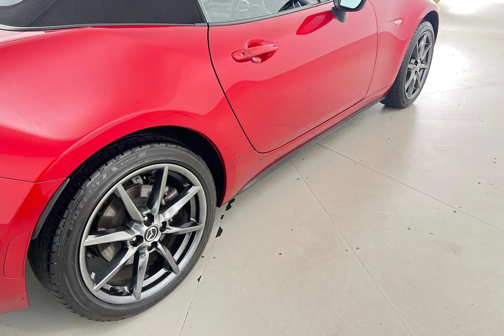 2017 Mazda MX-5 Gallery Image 5