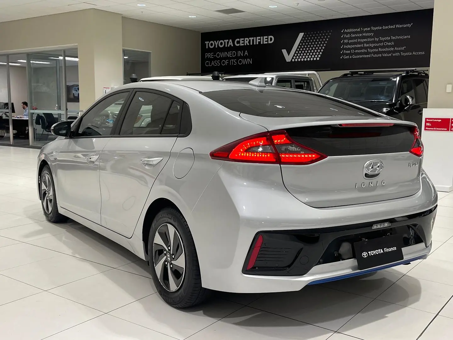 2019 Hyundai IONIQ Image 8