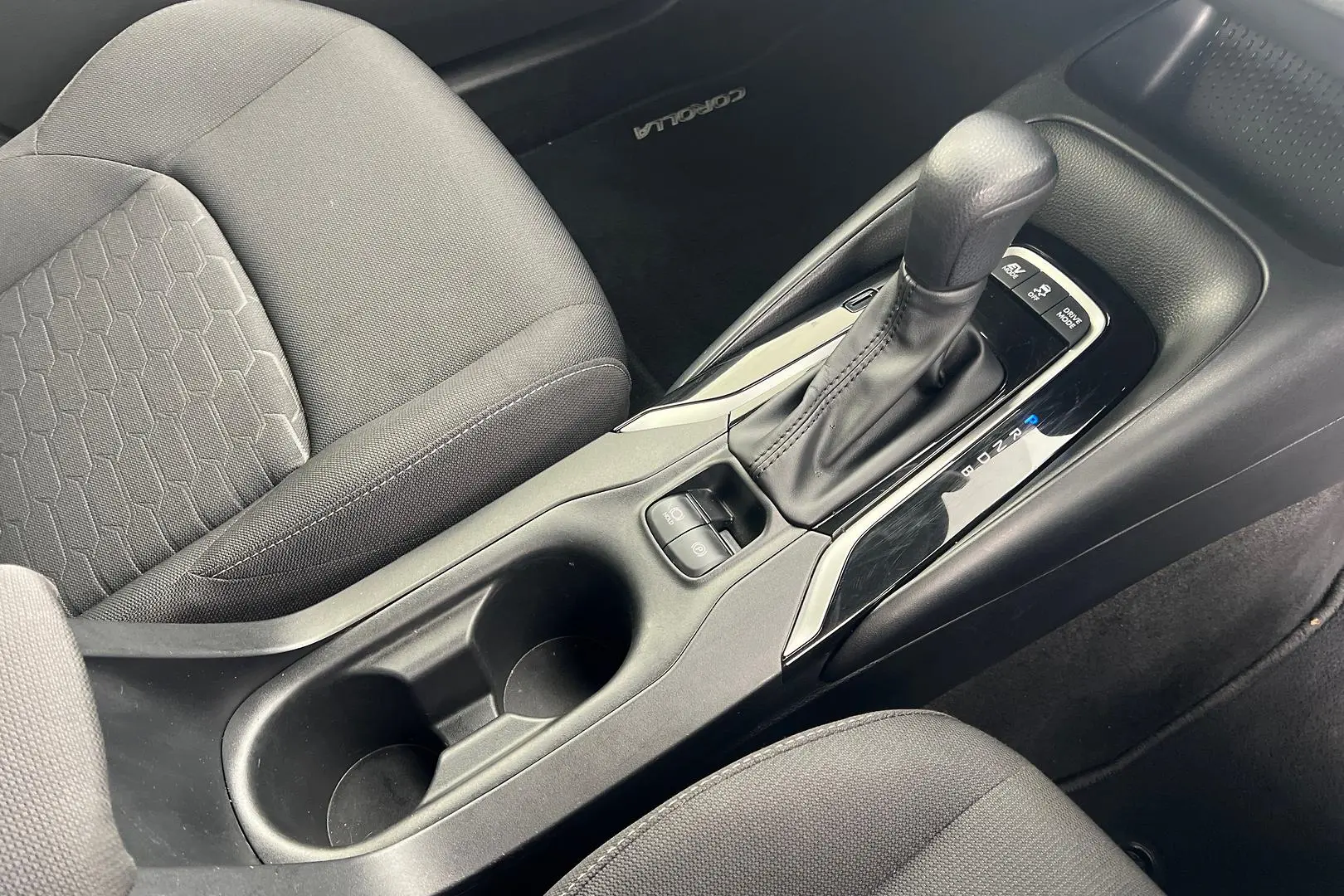 2023 Toyota Corolla Gallery Image 13