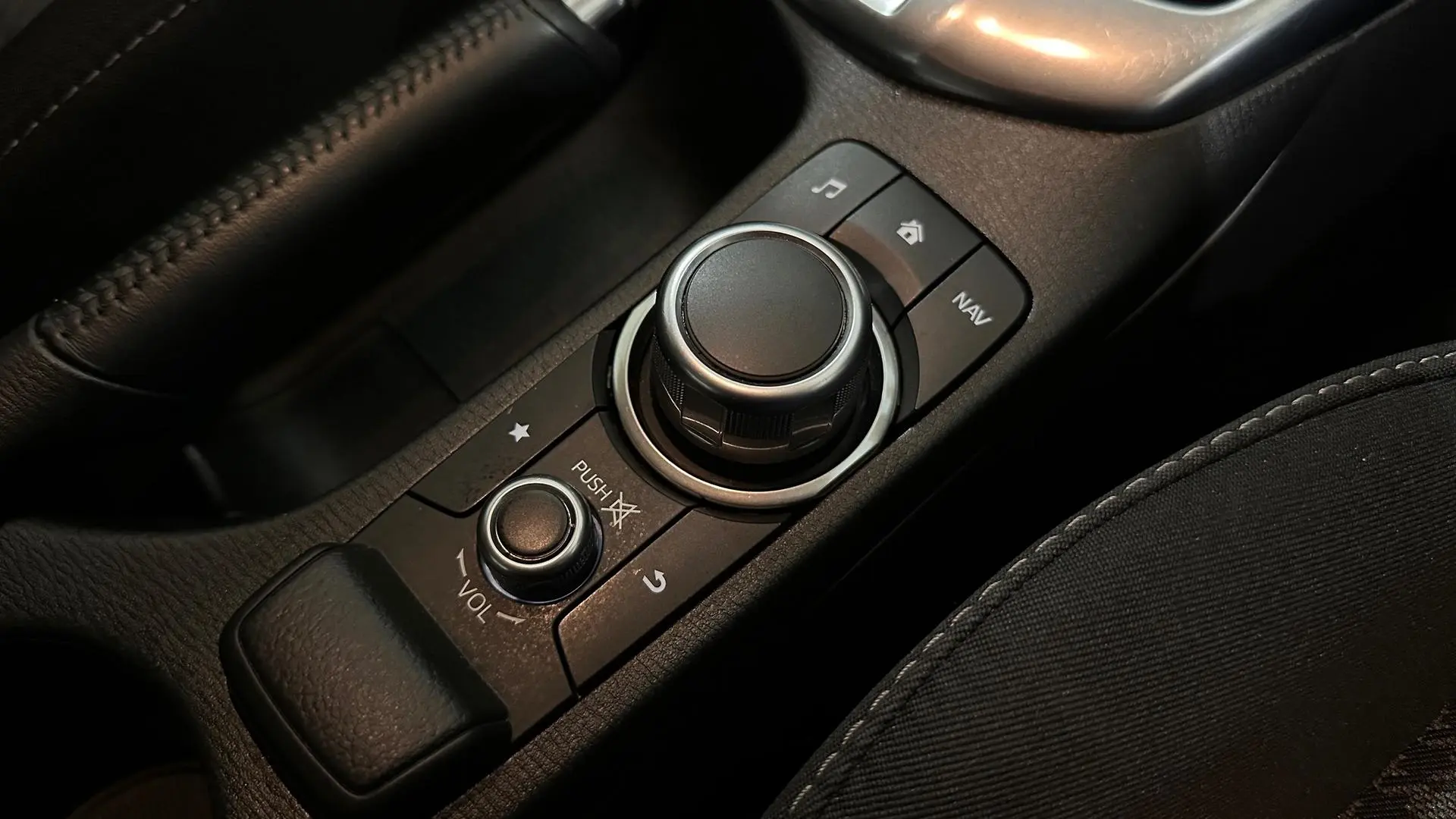 2019 Mazda 2 Gallery Image 20