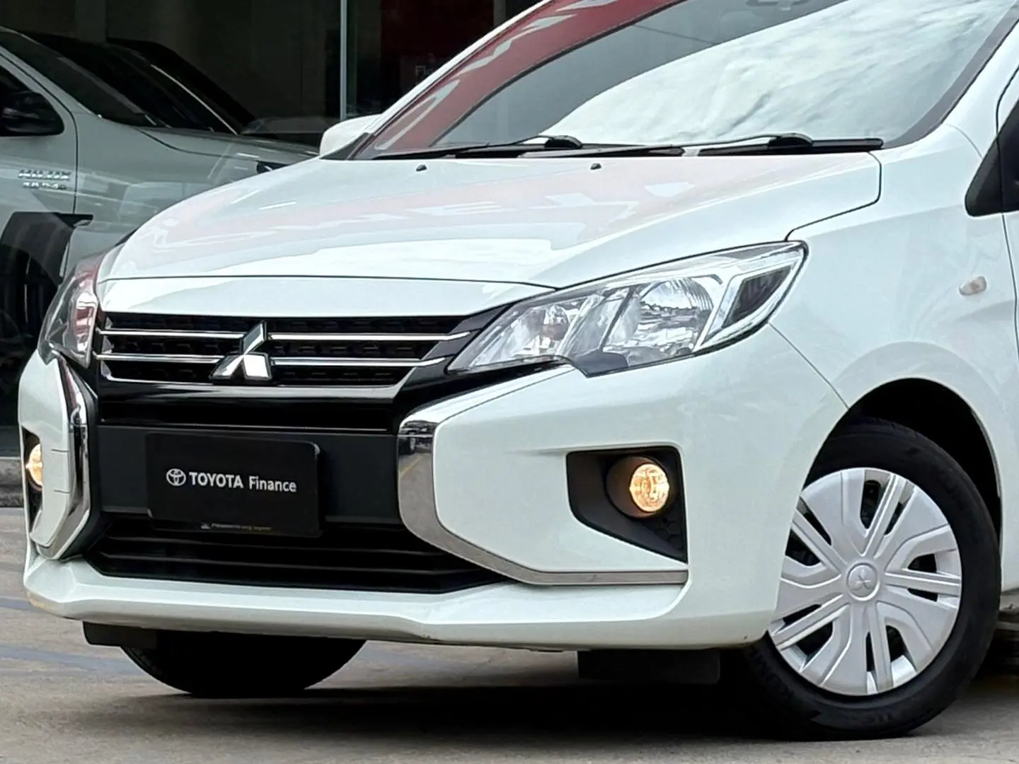 2020 Mitsubishi Mirage Gallery Image 6