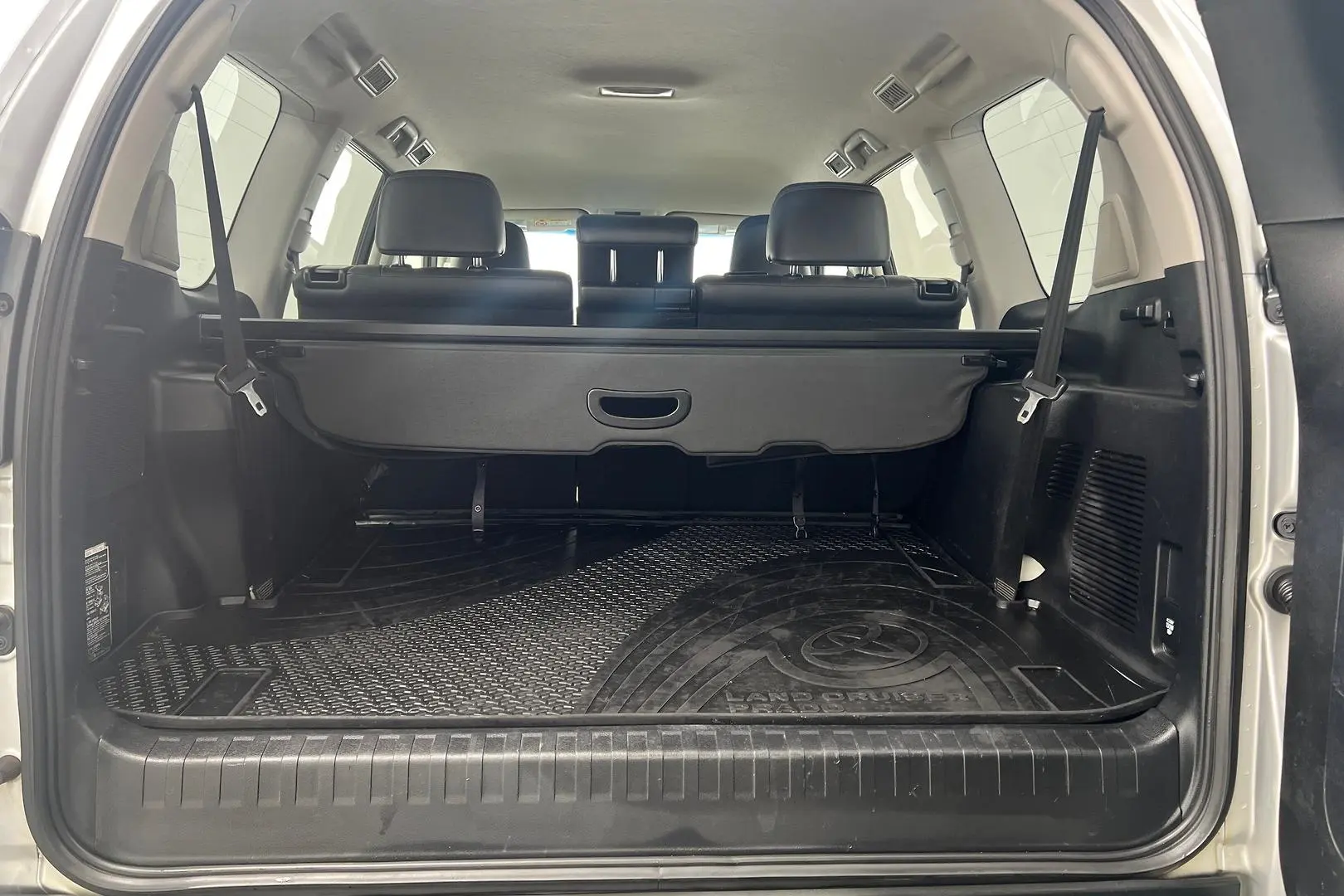 2021 Toyota Landcruiser Prado Gallery Image 9