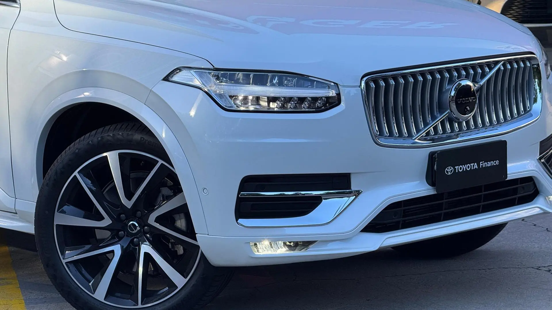 2023 Volvo Xc90 Gallery Image 5