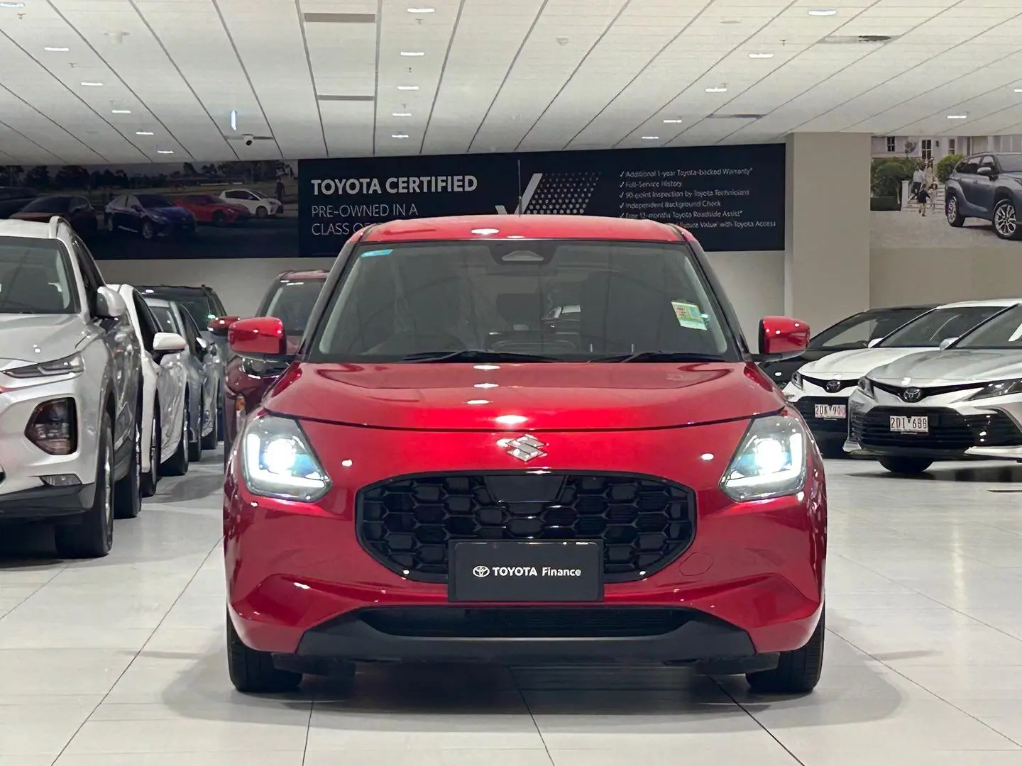 2024 Suzuki Swift Gallery Image 4