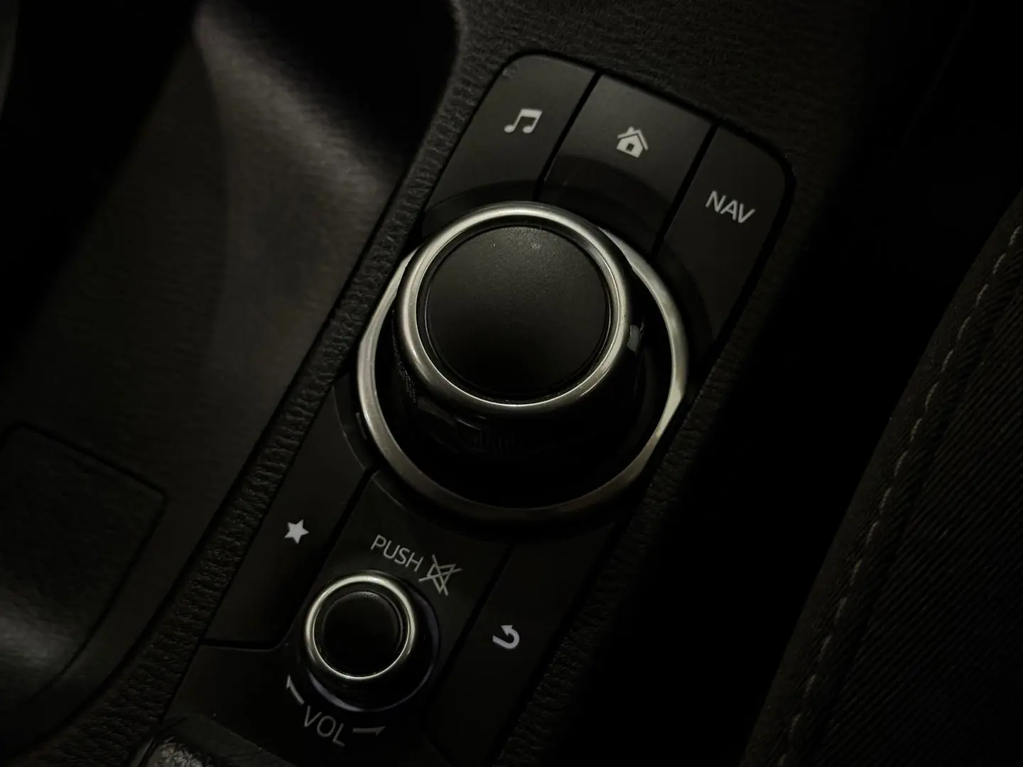 2015 Mazda CX-3 Gallery Image 21