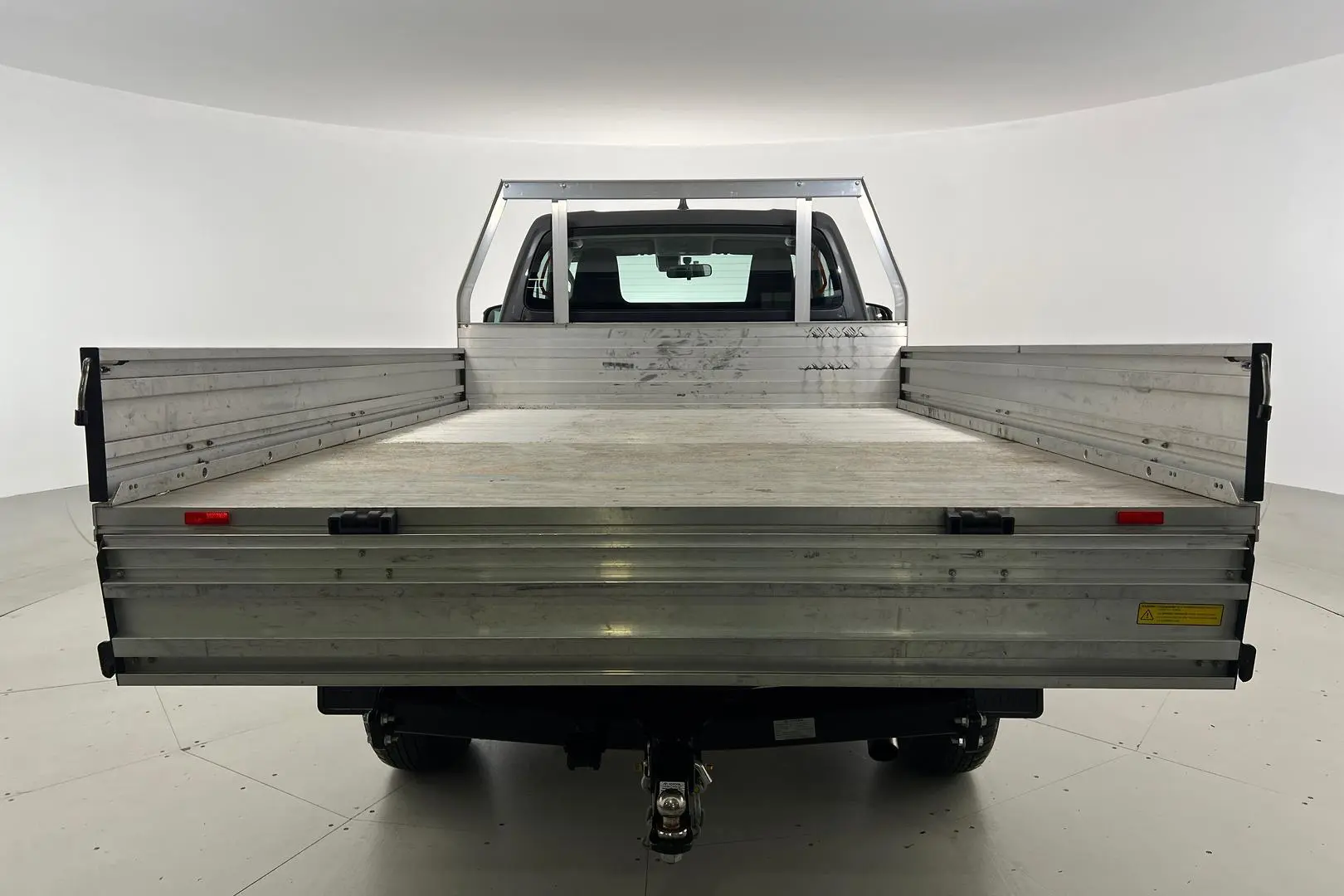 2022 Toyota Hilux Gallery Image 8