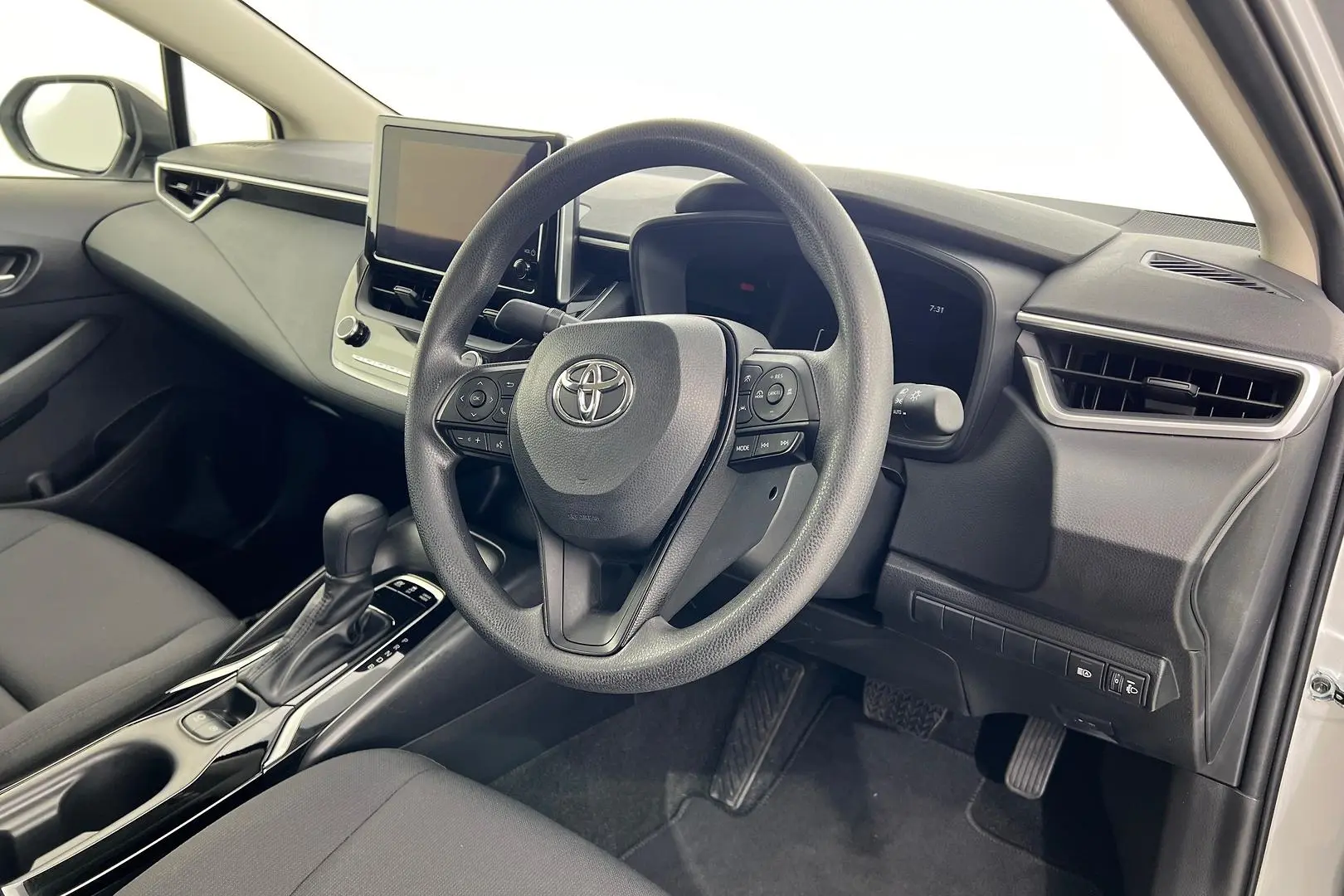 2024 Toyota Corolla Gallery Image 11