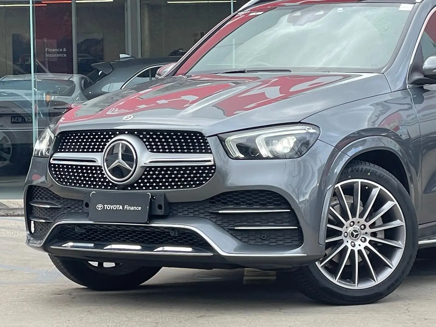 2022 Mercedes-Benz GLE-Class Gallery Image 6