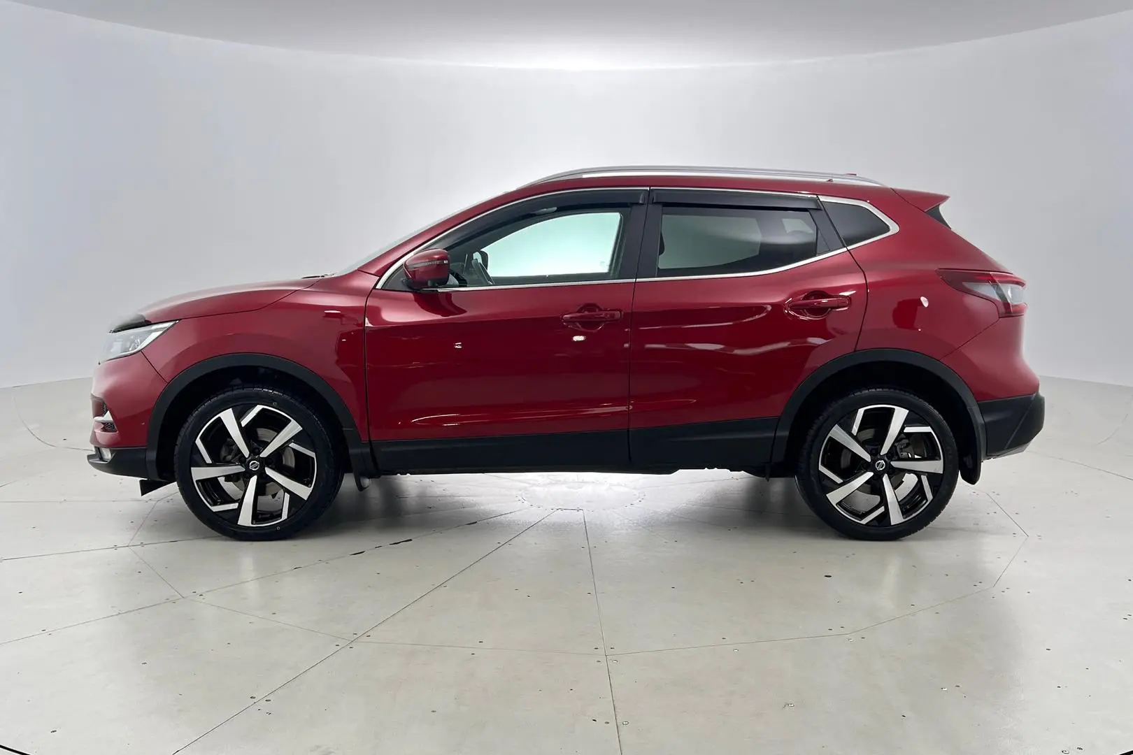 2020 Nissan QASHQAI Gallery Image 8