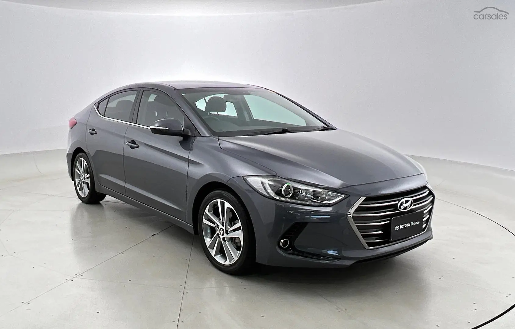 2017 Hyundai Elantra Image 1