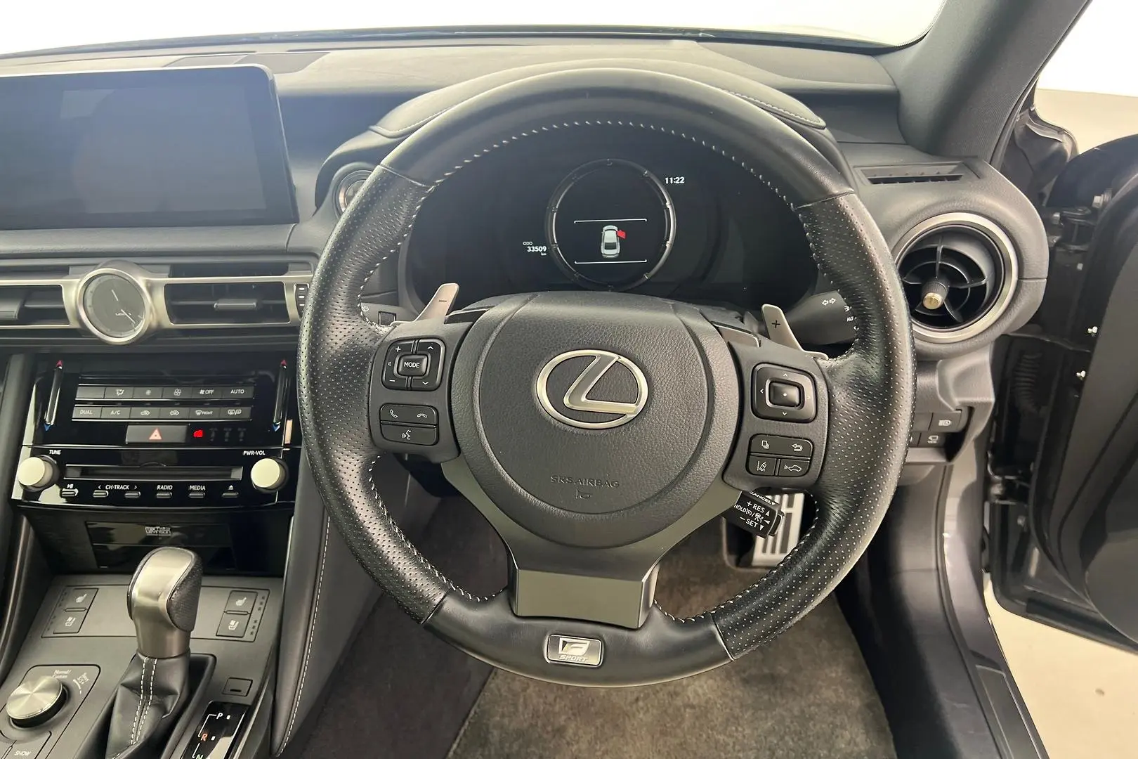 2021 Lexus IS Gallery Image 16