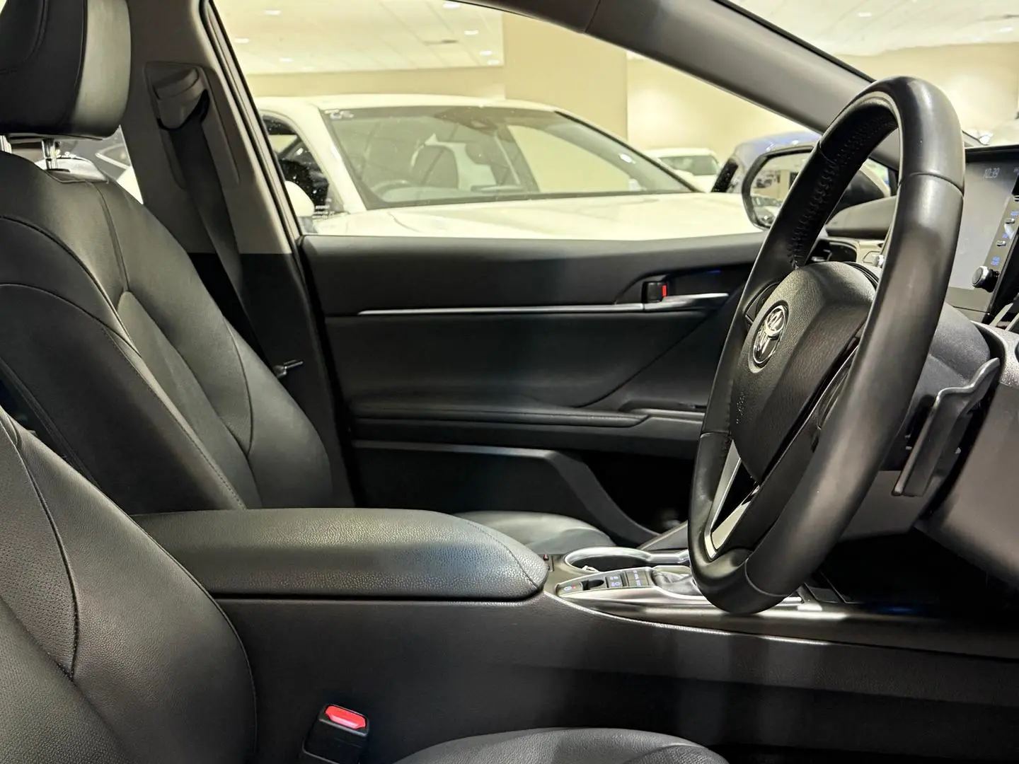 2021 Toyota Camry Gallery Image 14