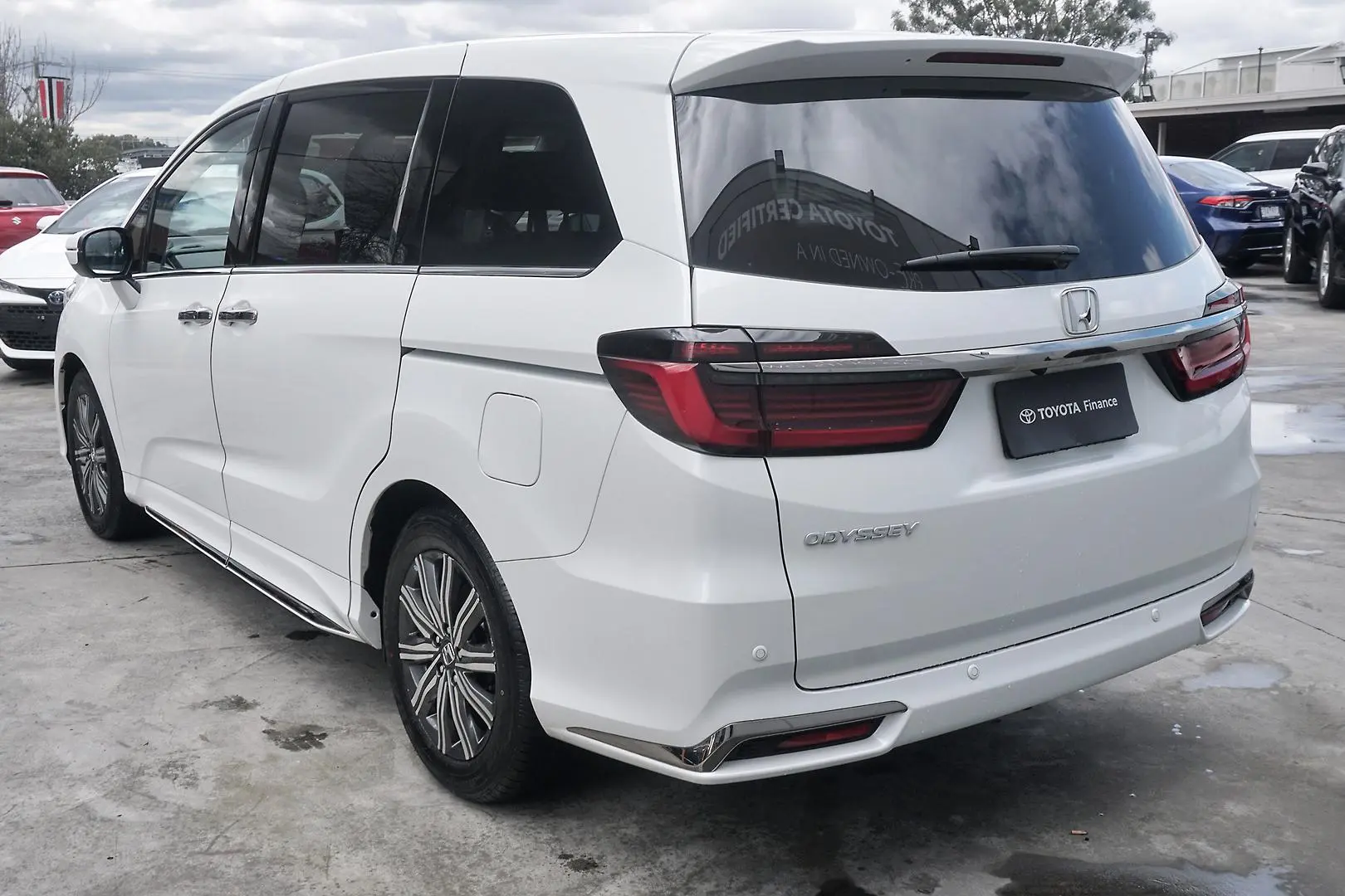 2022 Honda Odyssey Gallery Image 2