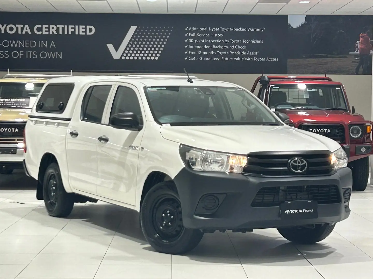 2021 Toyota Hilux Gallery Image 1