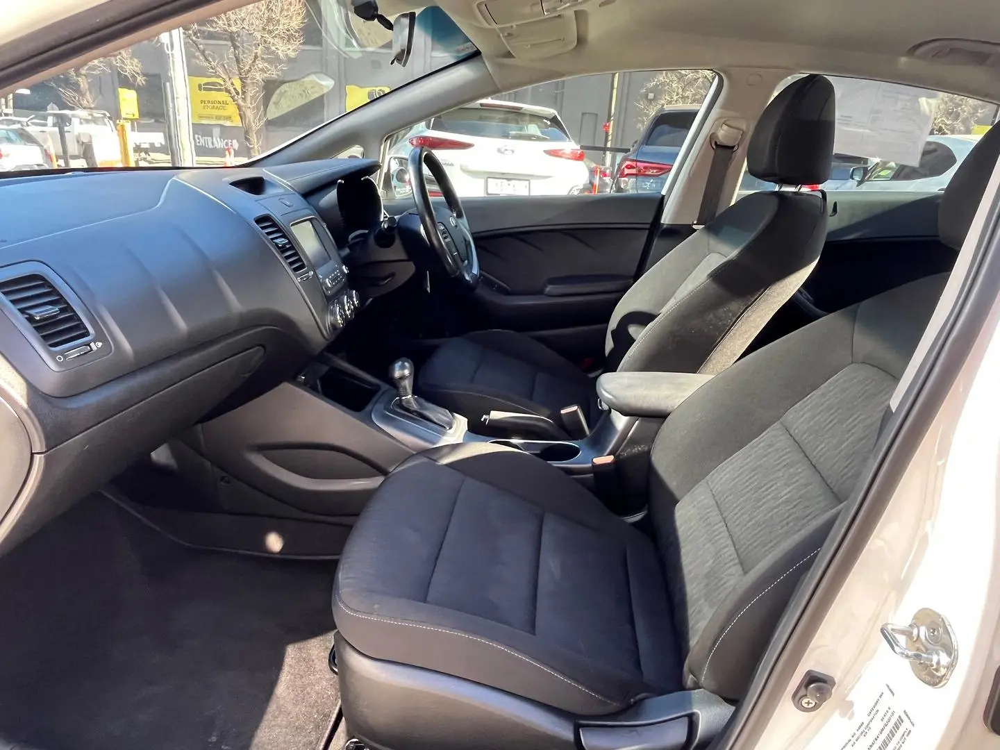 2015 Kia Cerato Gallery Image 23