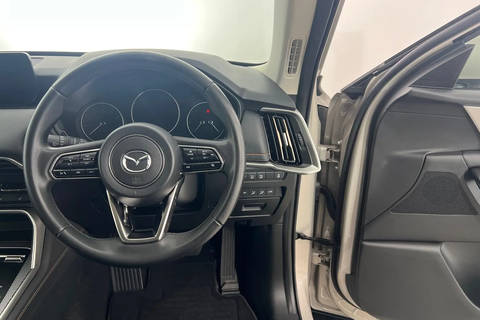 2024 Mazda CX-90 Gallery Image 12