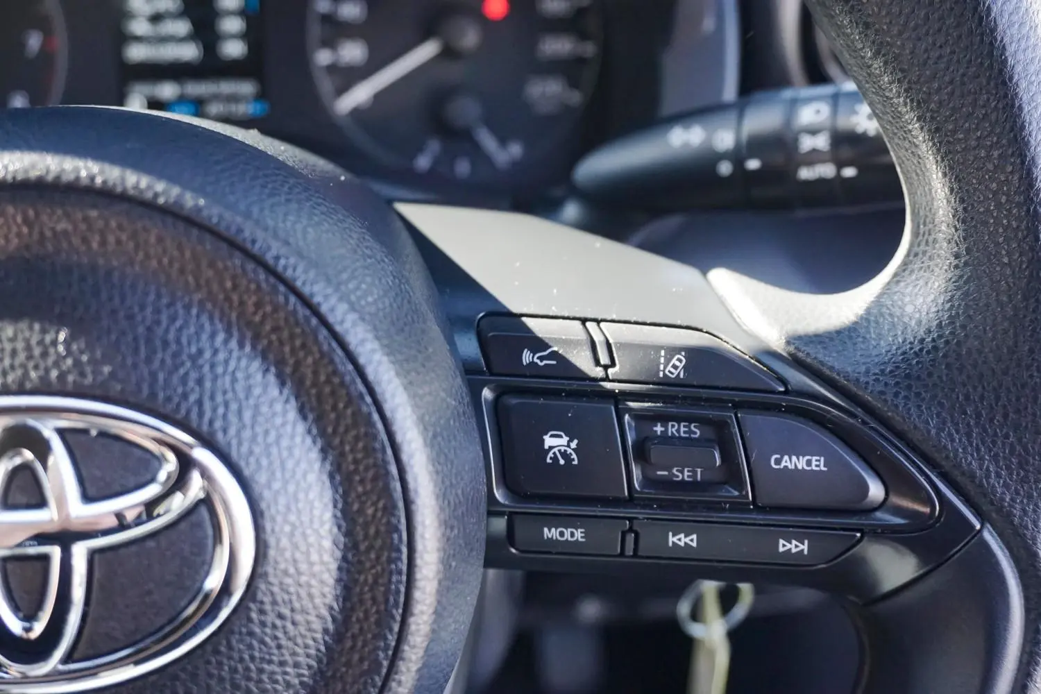 2023 Toyota Yaris Gallery Image 8