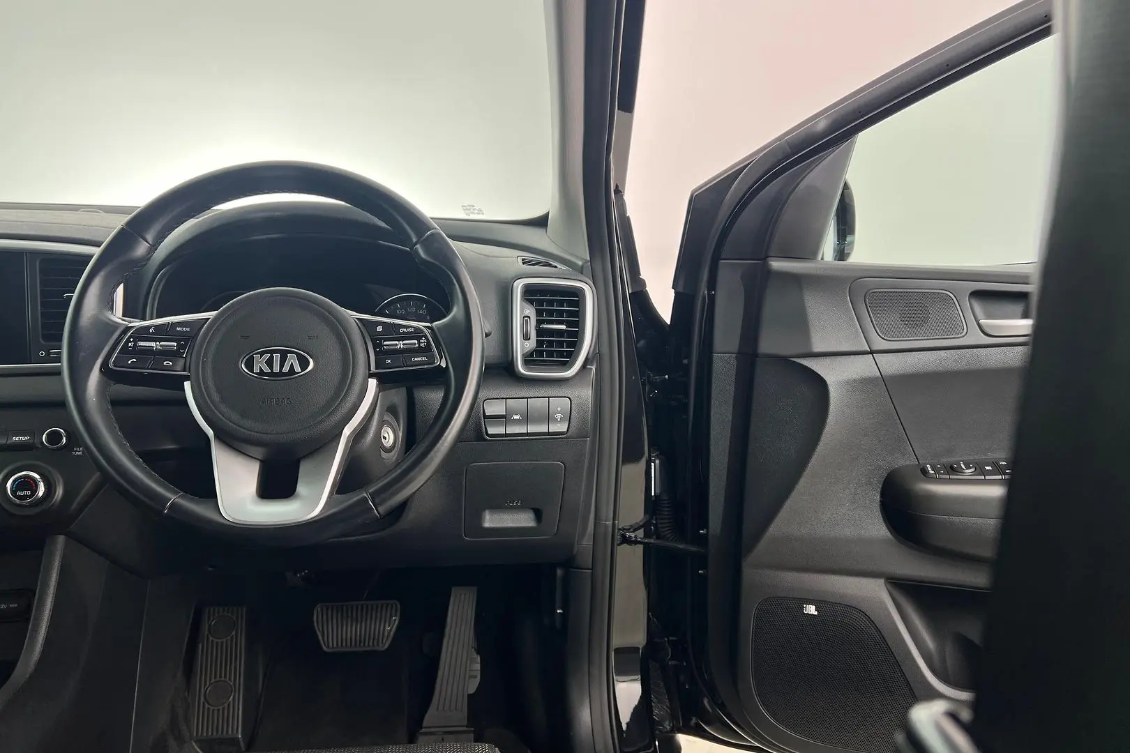 2020 Kia Sportage Gallery Image 15