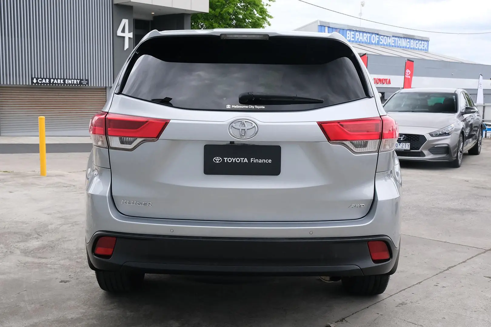 2020 Toyota Kluger Gallery Image 4