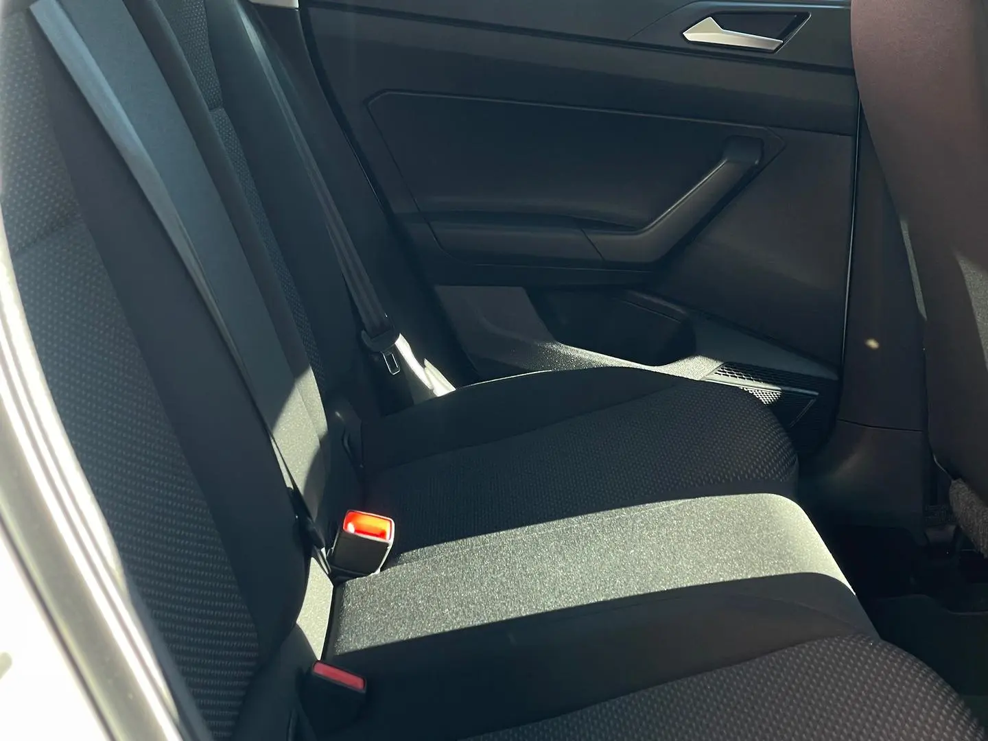 2020 Volkswagen Polo Gallery Image 13
