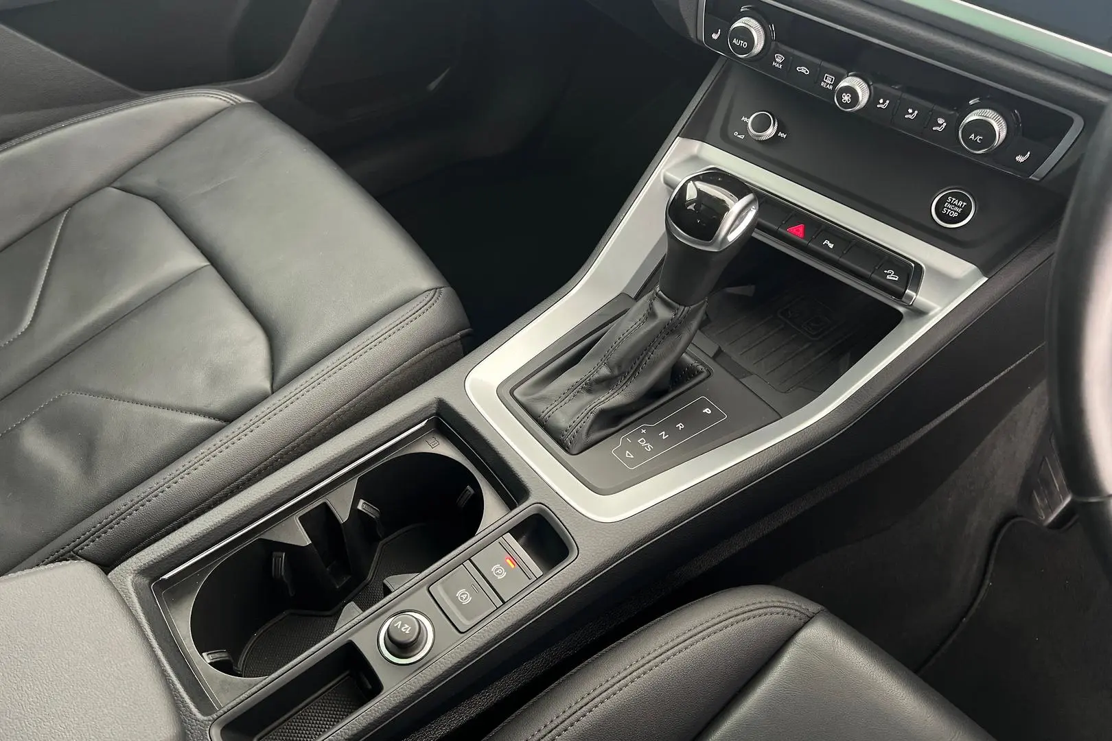 2021 Audi Q3 Gallery Image 14