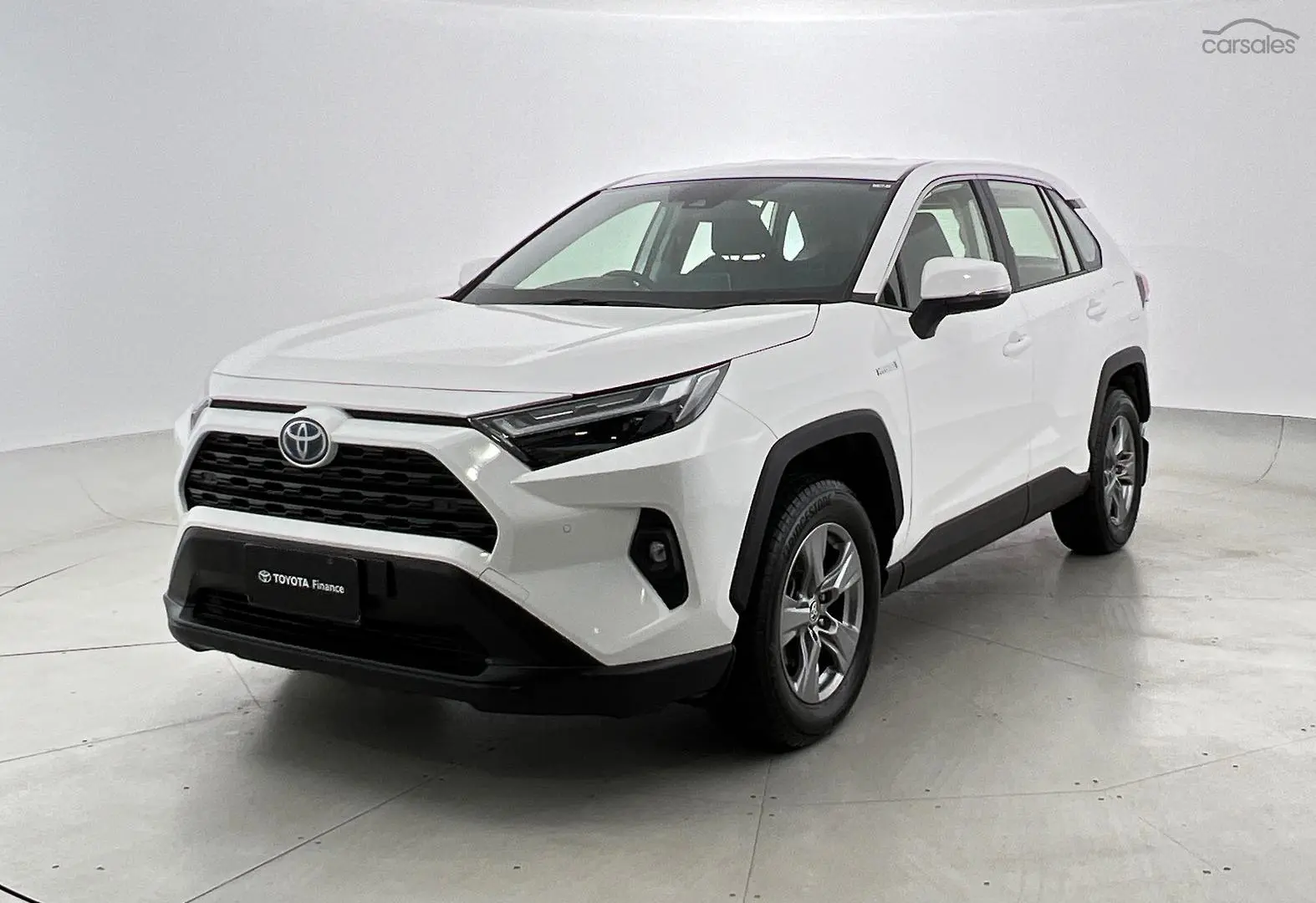 2024 Toyota RAV4 Image 4