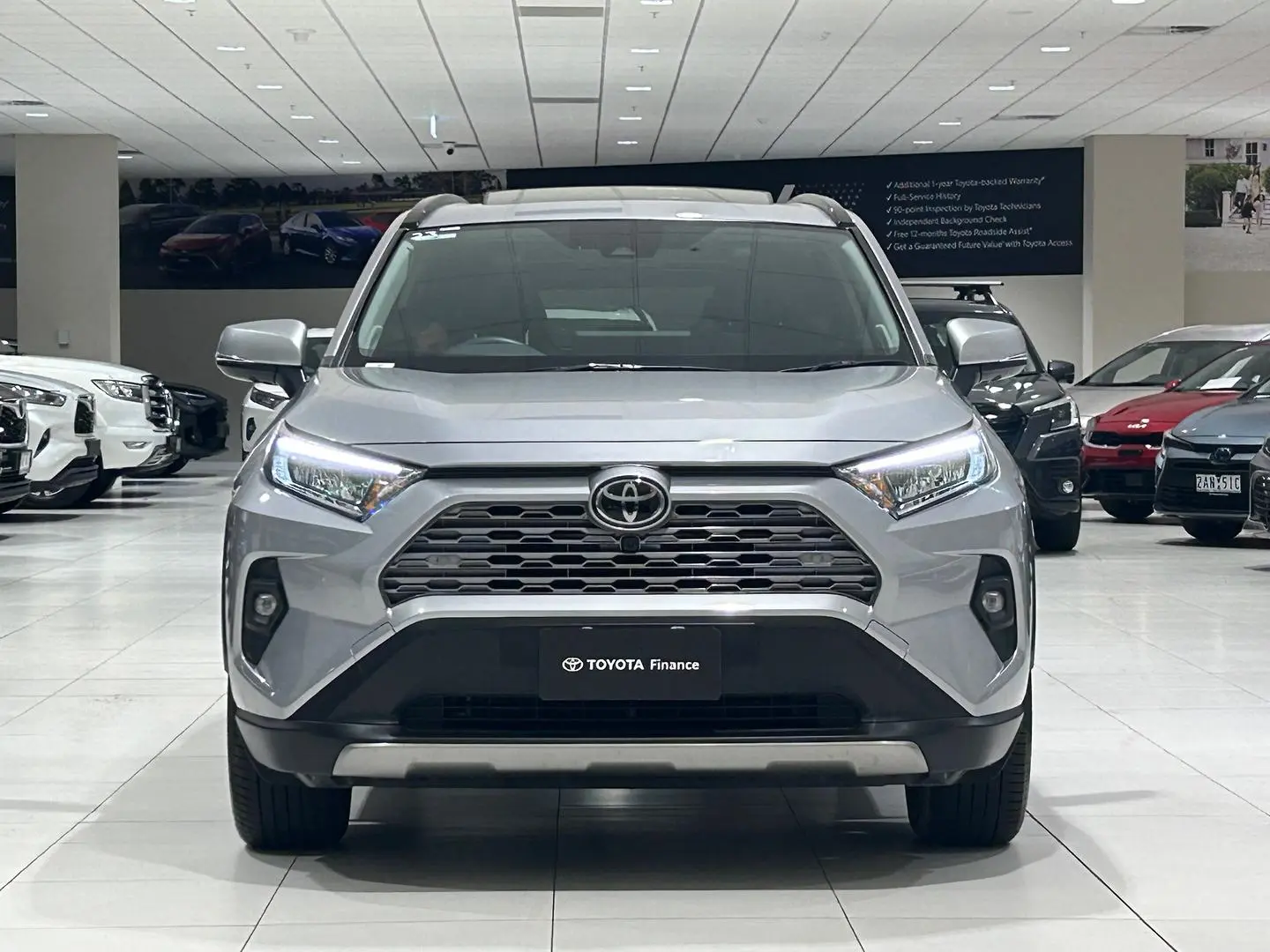 2024 Toyota RAV4 Gallery Image 4