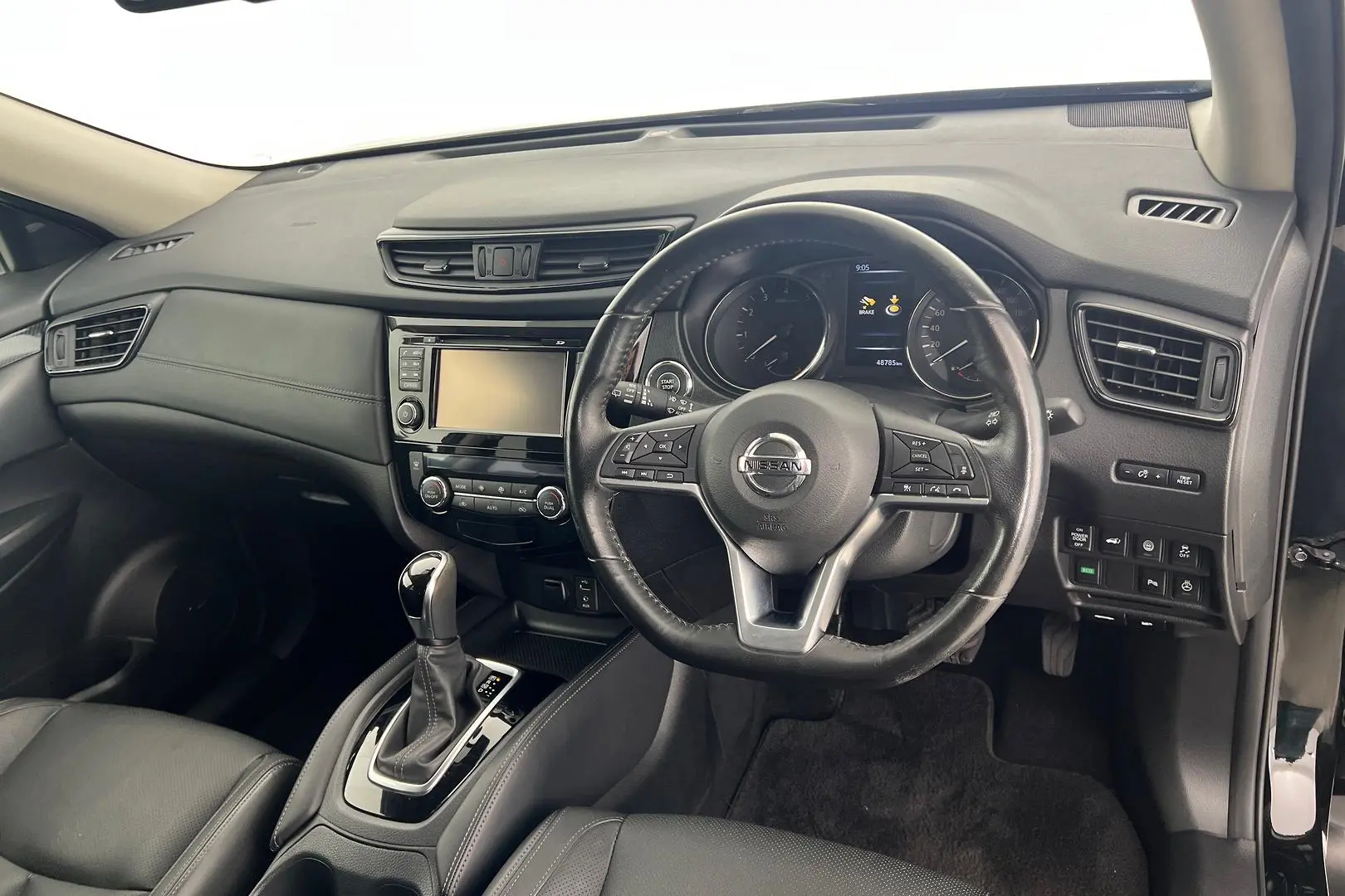 2018 Nissan X-TRAIL Gallery Image 12